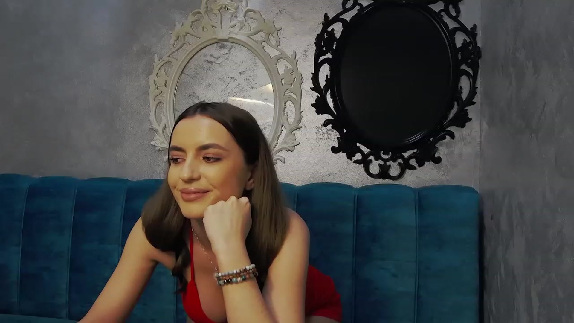 Gallery image thumbnail from AstridLuna_'s myfreecams stream on, 11/17/2022, 22:24 image 16 of 20