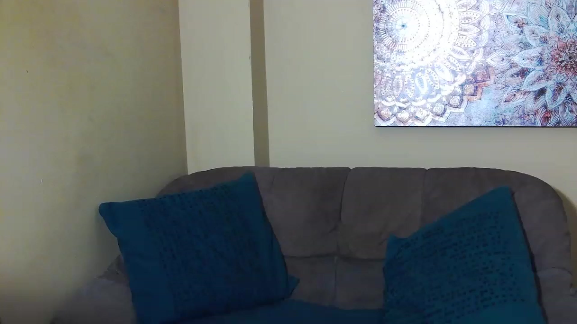 Gallery image thumbnail from AstridLuna_'s myfreecams stream on, 03/01/2023, 15:30 image 10 of 20
