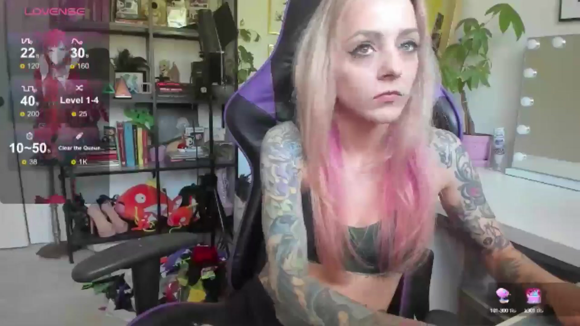 Gallery image thumbnail from AstridLuxe's myfreecams stream on, 06/20/2024, 14:51 image 16 of 20