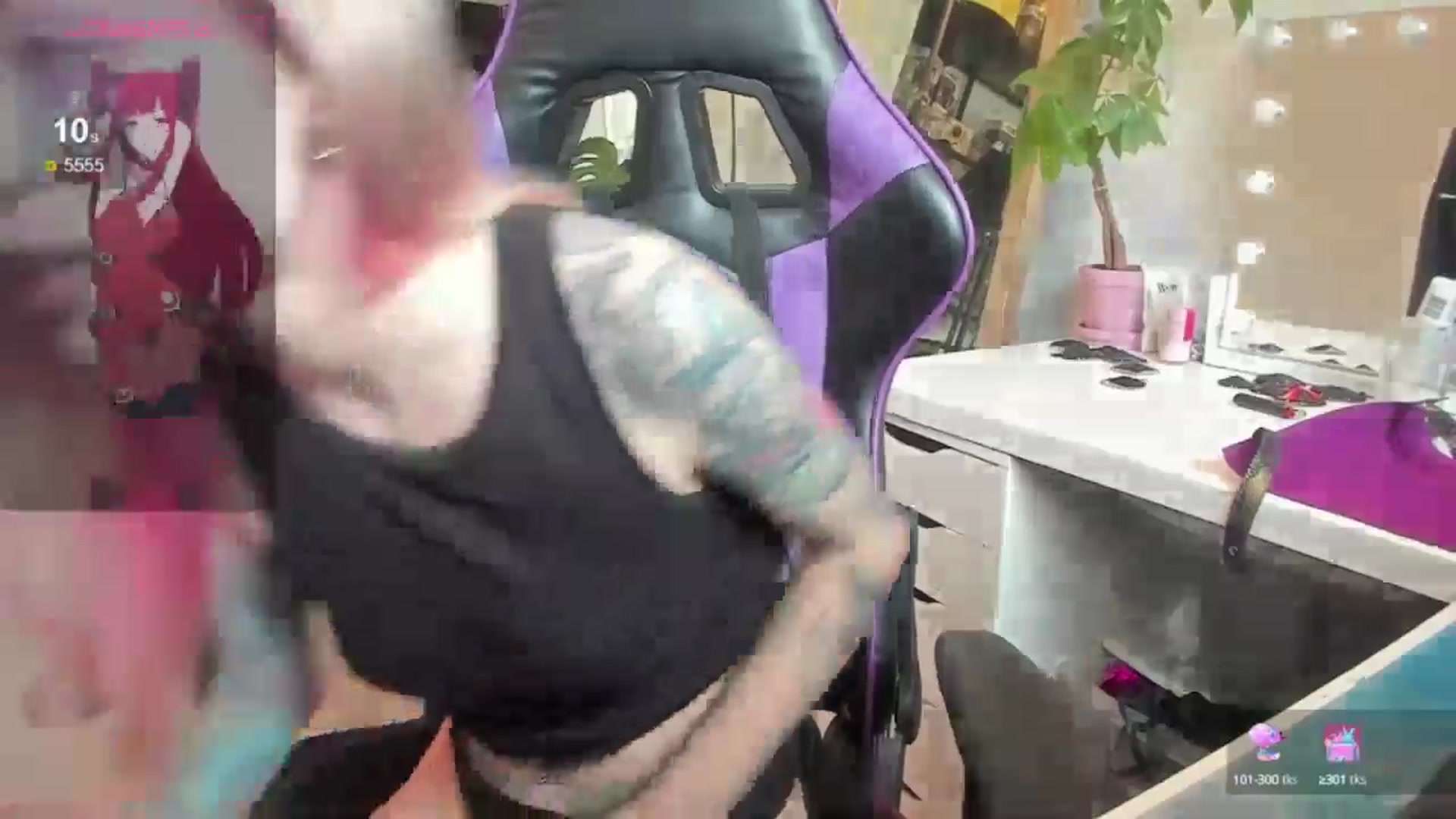 Gallery image thumbnail from AstridLuxe's myfreecams stream on, 06/21/2024, 13:52 image 11 of 20