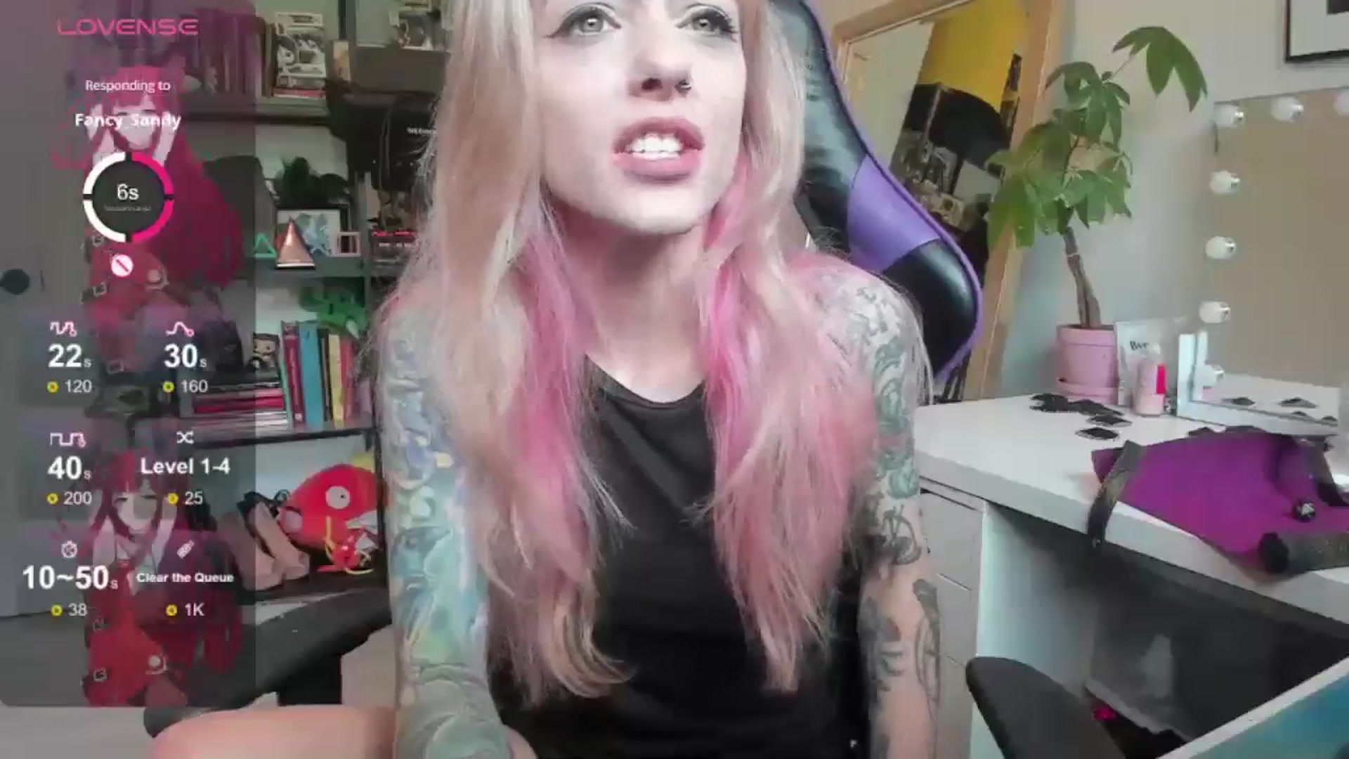 Gallery image thumbnail from AstridLuxe's myfreecams stream on, 06/21/2024, 13:52 image 8 of 20
