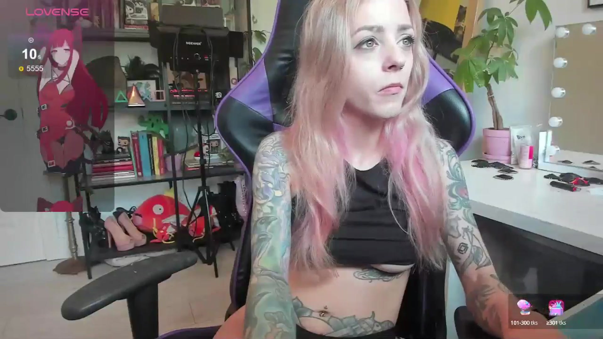 Gallery image thumbnail from AstridLuxe's myfreecams stream on, 06/21/2024, 13:52 image 20 of 20