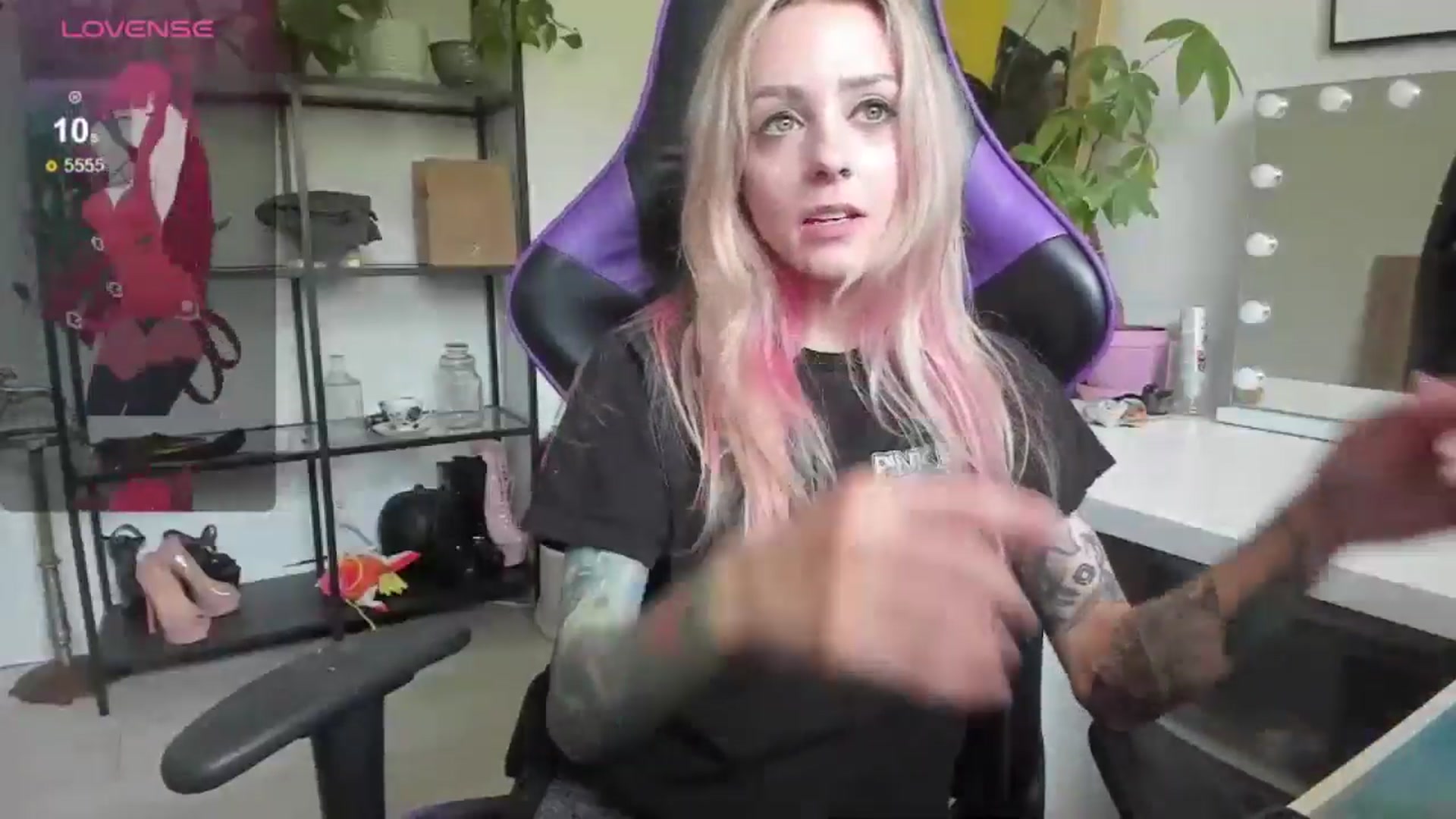 Gallery image thumbnail from AstridLuxe's myfreecams stream on, 07/03/2024, 18:02 image 2 of 20