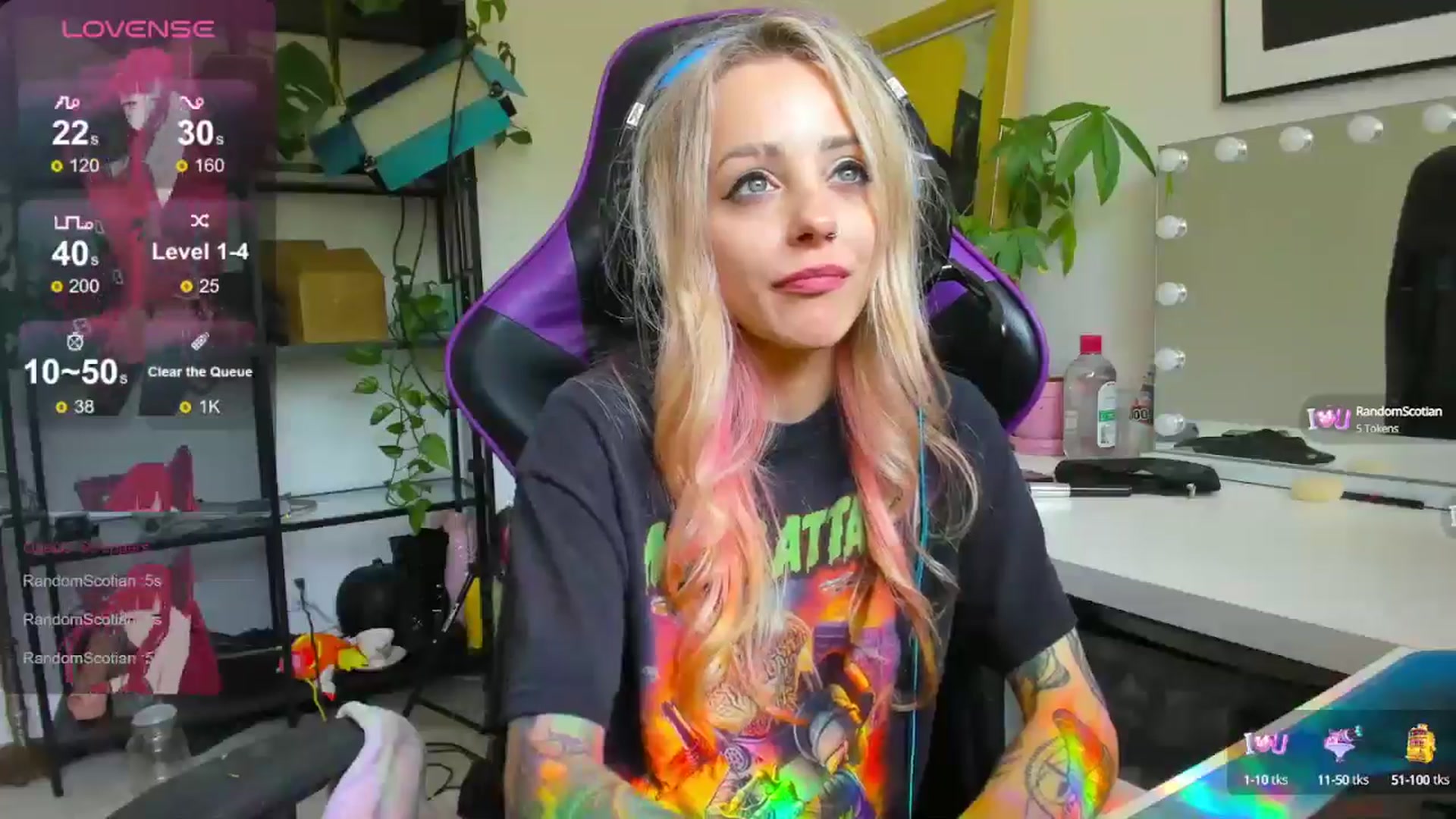 Gallery image thumbnail from AstridLuxe's myfreecams stream on, 07/10/2024, 19:17 image 16 of 20