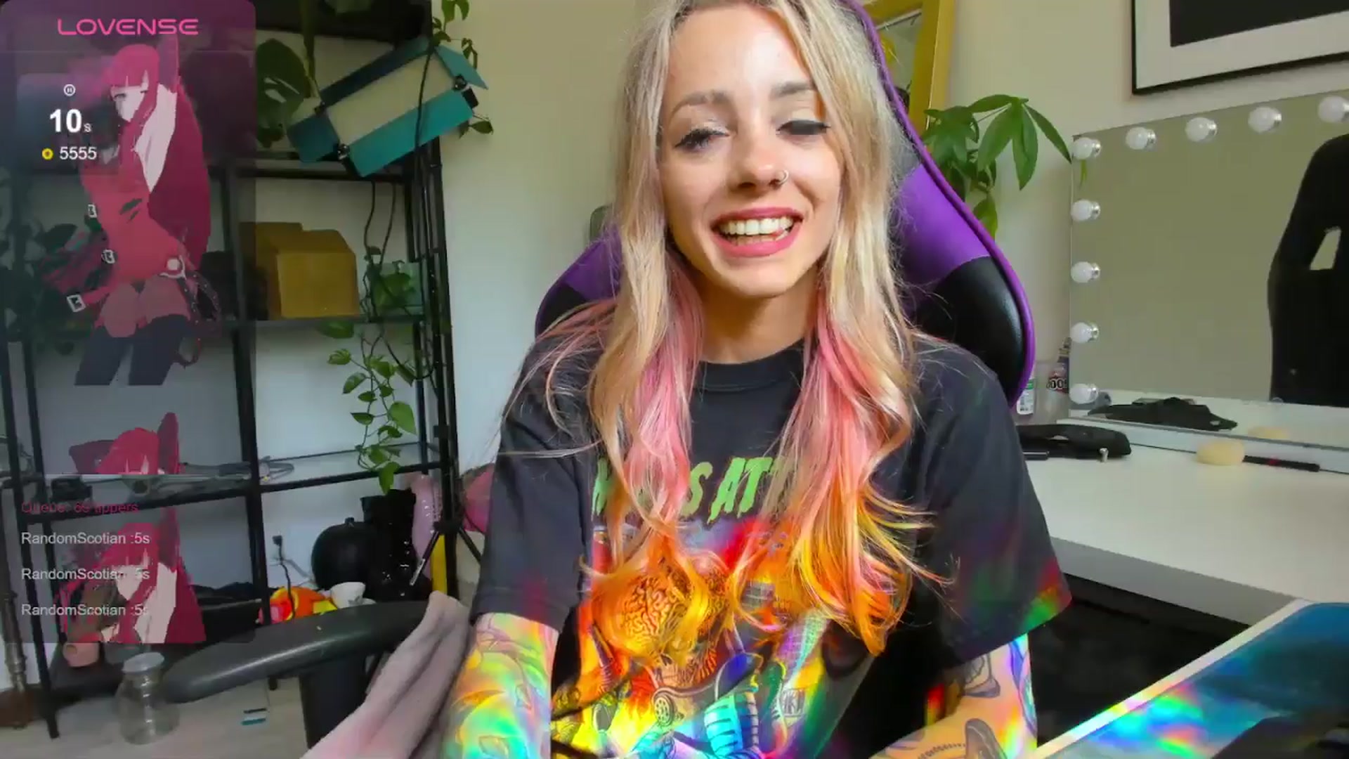 Gallery image thumbnail from AstridLuxe's myfreecams stream on, 07/10/2024, 19:17 image 19 of 20