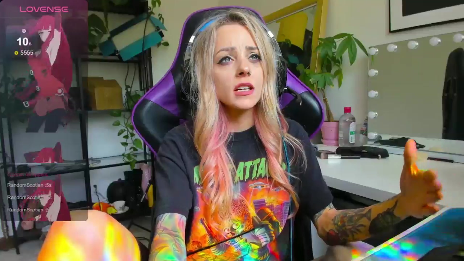 Gallery image thumbnail from AstridLuxe's myfreecams stream on, 07/10/2024, 19:17 image 18 of 20
