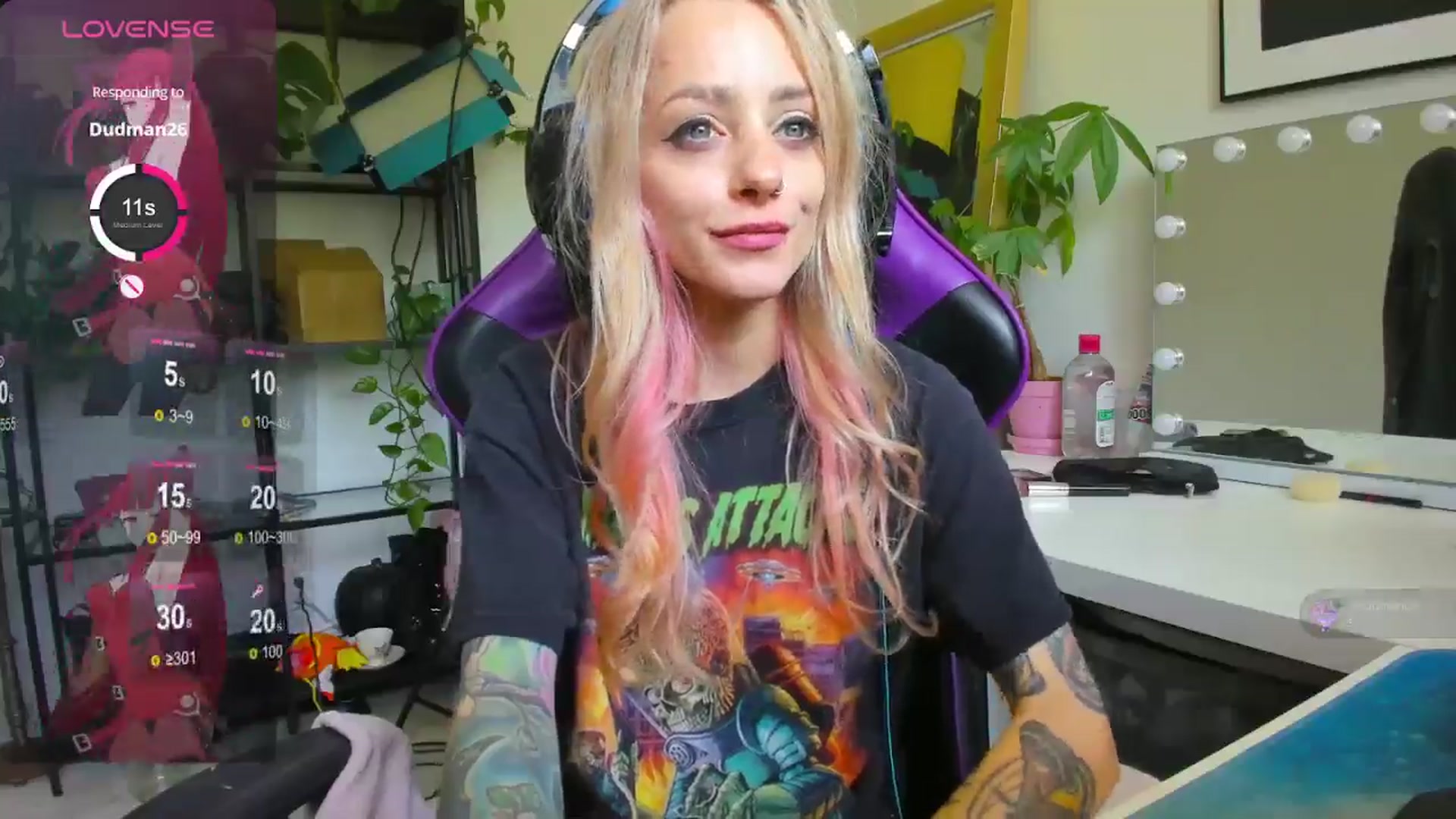 Gallery image thumbnail from AstridLuxe's myfreecams stream on, 07/10/2024, 19:17 image 3 of 20