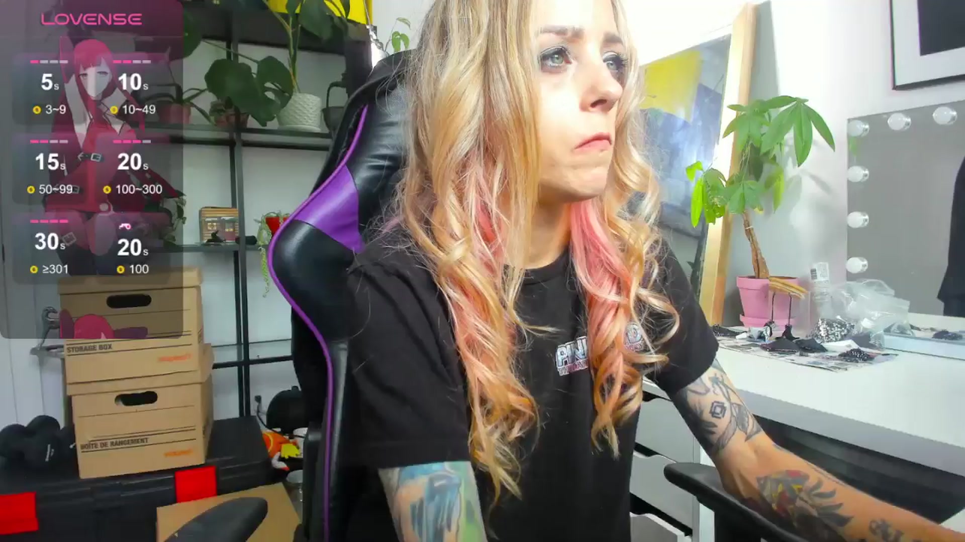 Gallery image thumbnail from AstridLuxe's myfreecams stream on, 07/16/2024, 17:17 image 13 of 20