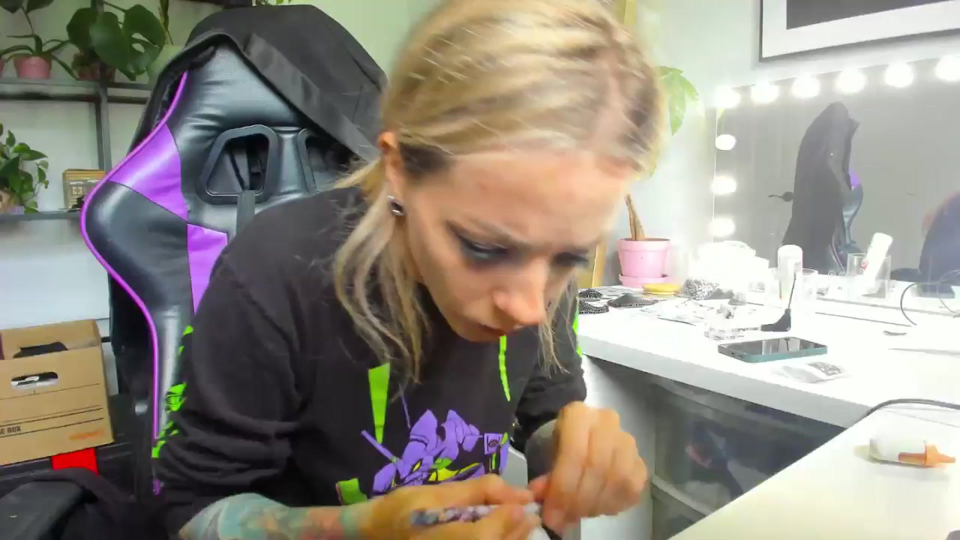 Gallery image thumbnail from AstridLuxe's myfreecams stream on, 07/16/2024, 19:33 image 1 of 20