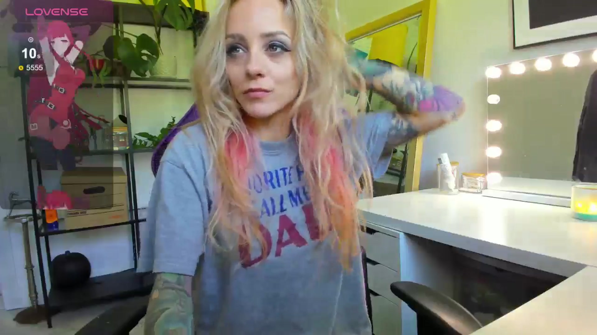 Gallery image thumbnail from AstridLuxe's myfreecams stream on, 07/22/2024, 14:13 image 5 of 20