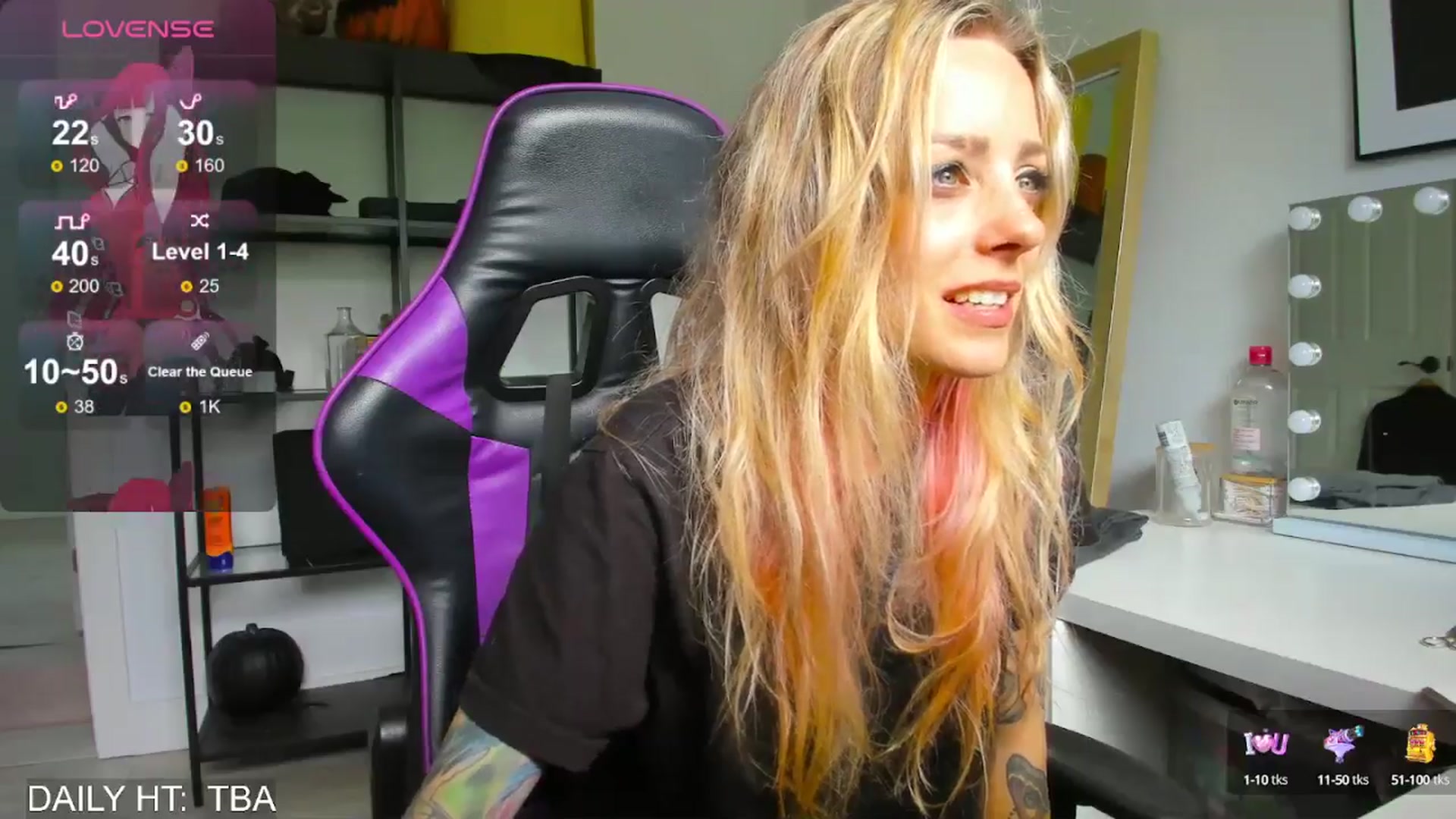 Gallery image thumbnail from AstridLuxe's myfreecams stream on, 07/24/2024, 19:14 image 9 of 20