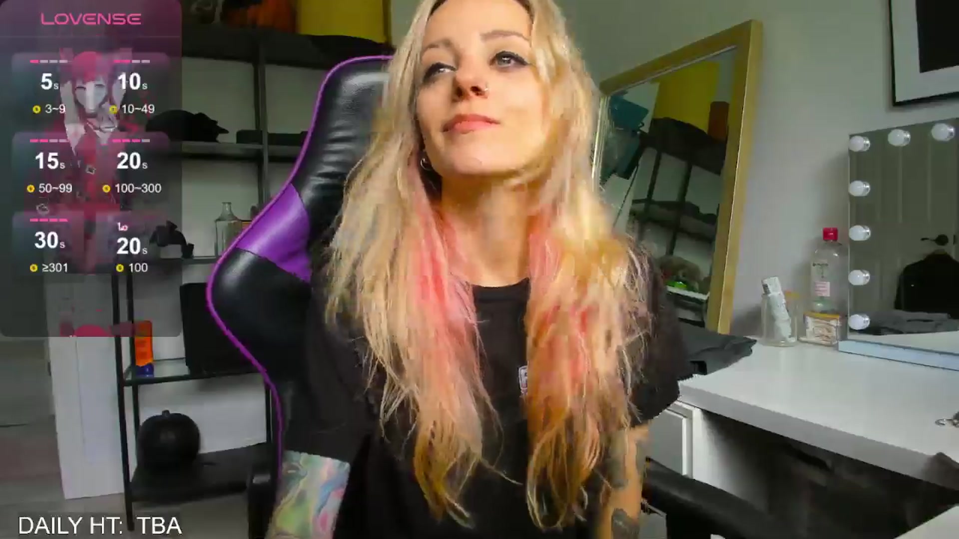 Gallery image thumbnail from AstridLuxe's myfreecams stream on, 07/24/2024, 19:14 image 10 of 20