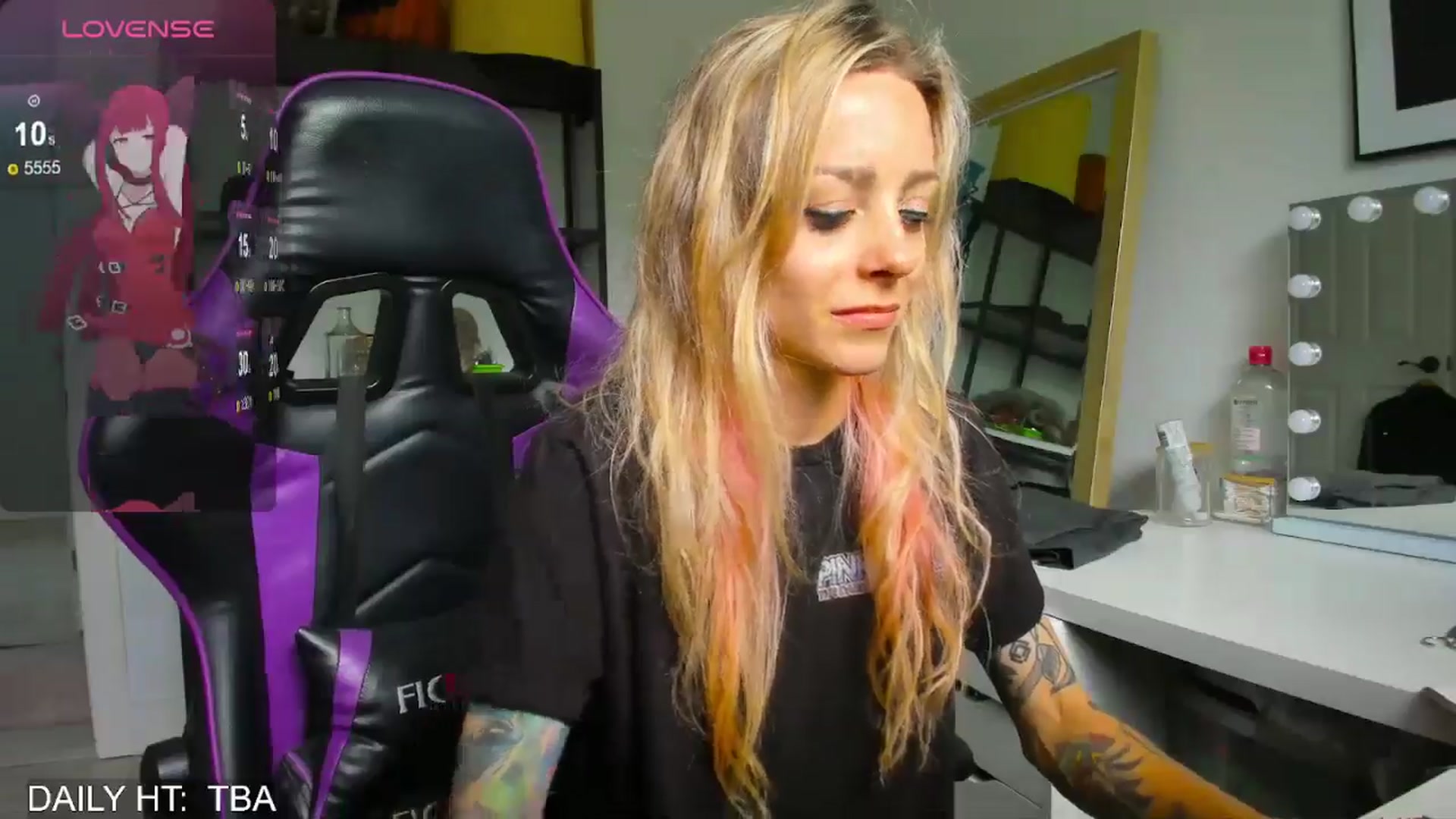 Gallery image thumbnail from AstridLuxe's myfreecams stream on, 07/24/2024, 19:14 image 7 of 20