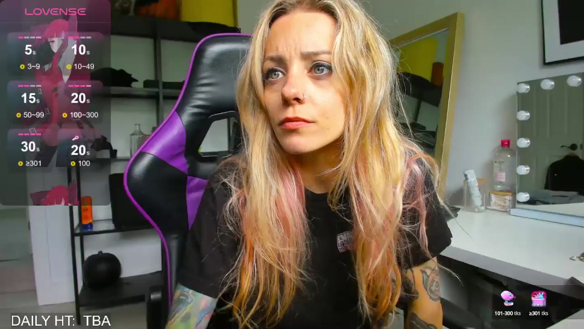 Gallery image thumbnail from AstridLuxe's myfreecams stream on, 07/24/2024, 19:14 image 8 of 20