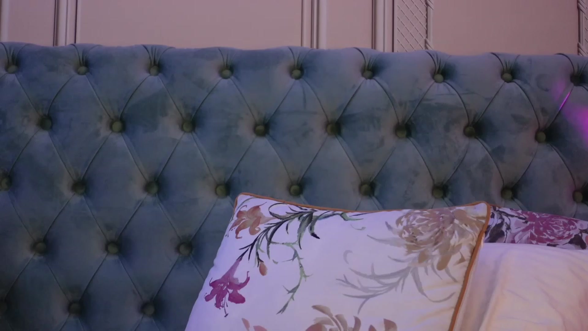 Gallery image thumbnail from AstridStormy's myfreecams stream on, 03/12/2024, 23:04 image 17 of 20