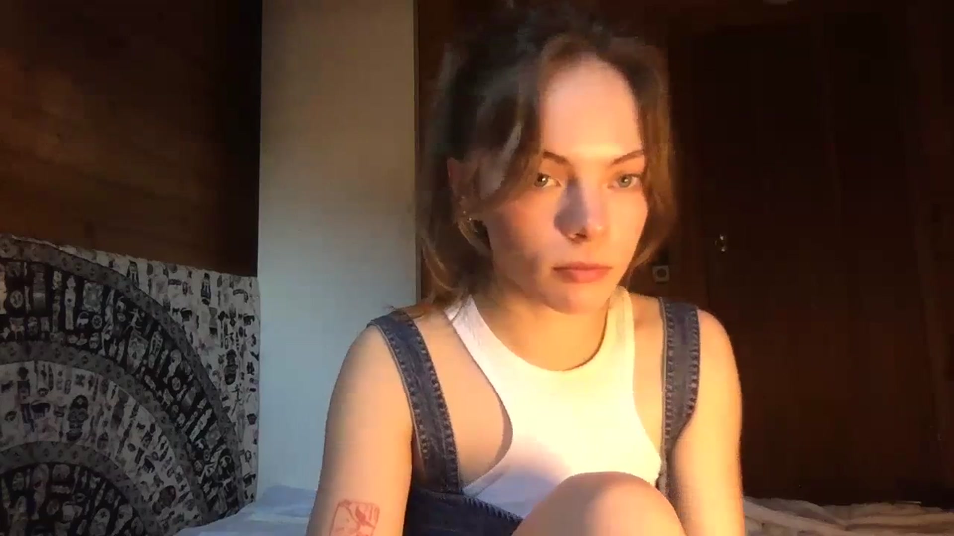 Gallery image thumbnail from AstroGirl1's myfreecams stream on, 03/04/2024, 16:42 image 14 of 20