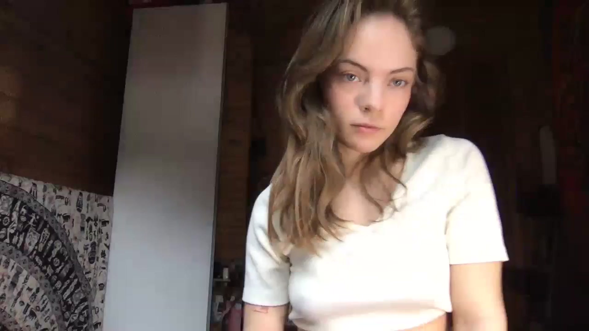 Gallery image thumbnail from AstroGirl1's myfreecams stream on, 03/05/2024, 12:57 image 12 of 20