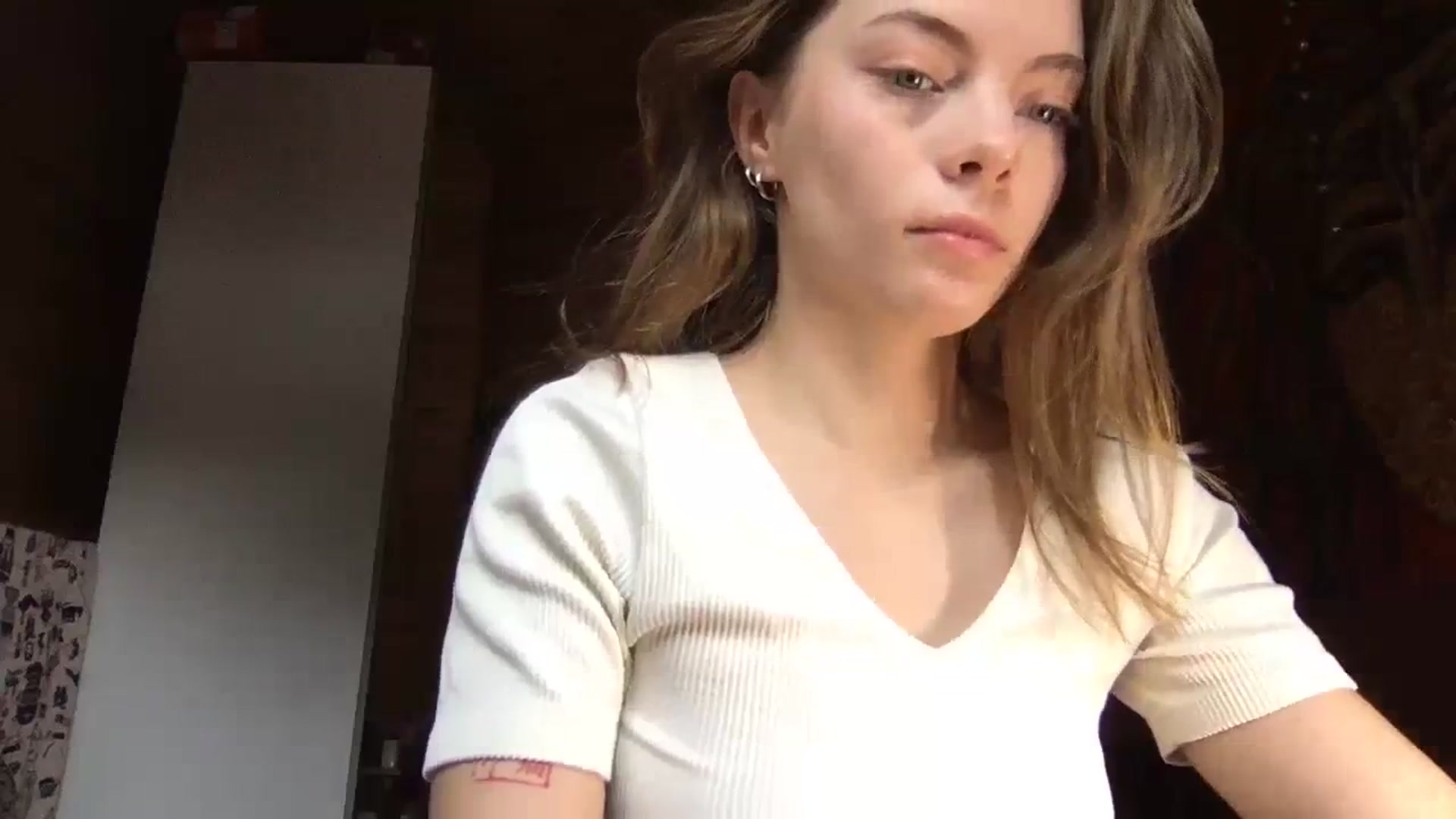 Gallery image thumbnail from AstroGirl1's myfreecams stream on, 03/05/2024, 12:57 image 16 of 20
