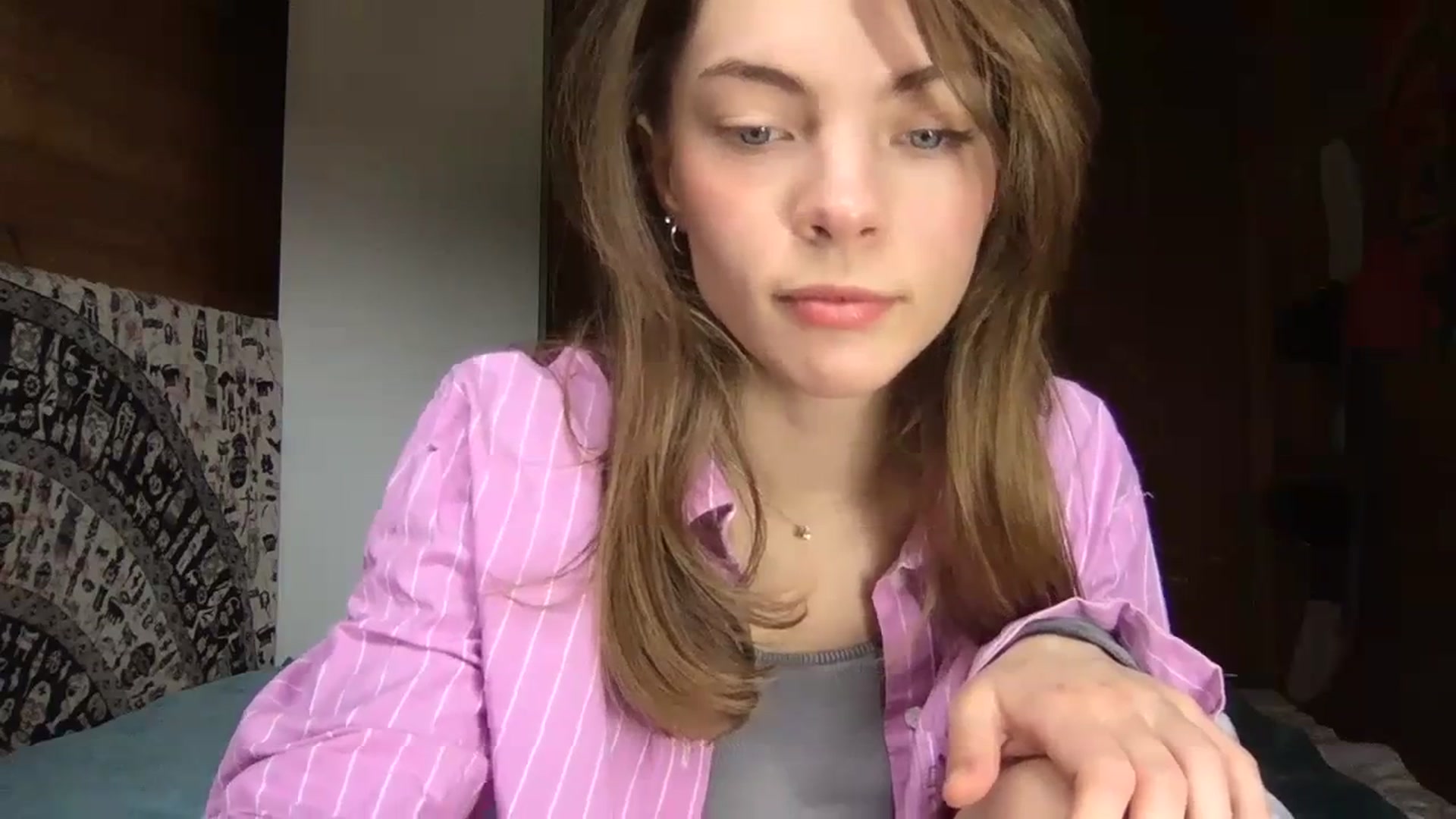 Gallery image thumbnail from AstroGirl1's myfreecams stream on, 03/10/2024, 14:58 image 11 of 20