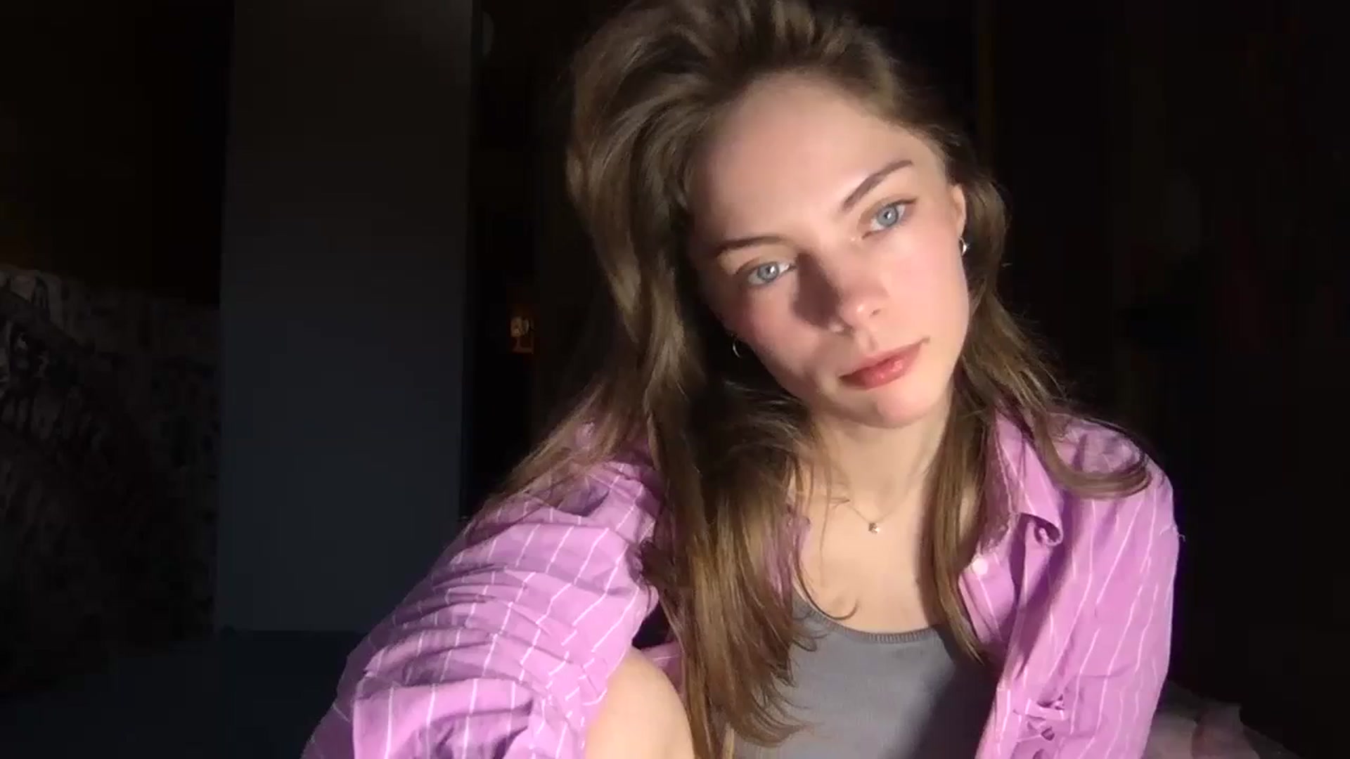 Gallery image thumbnail from AstroGirl1's myfreecams stream on, 03/10/2024, 16:54 image 6 of 20