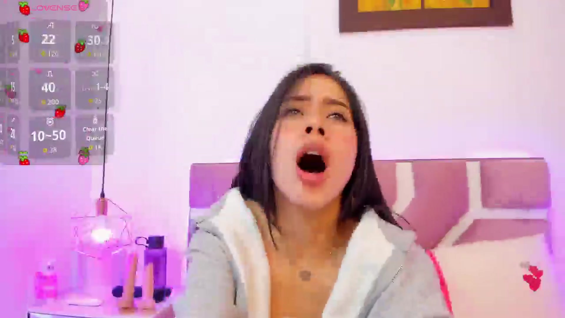 Gallery image thumbnail from Ateneakros's myfreecams stream on, 04/14/2026, 16:01 image 6 of 20