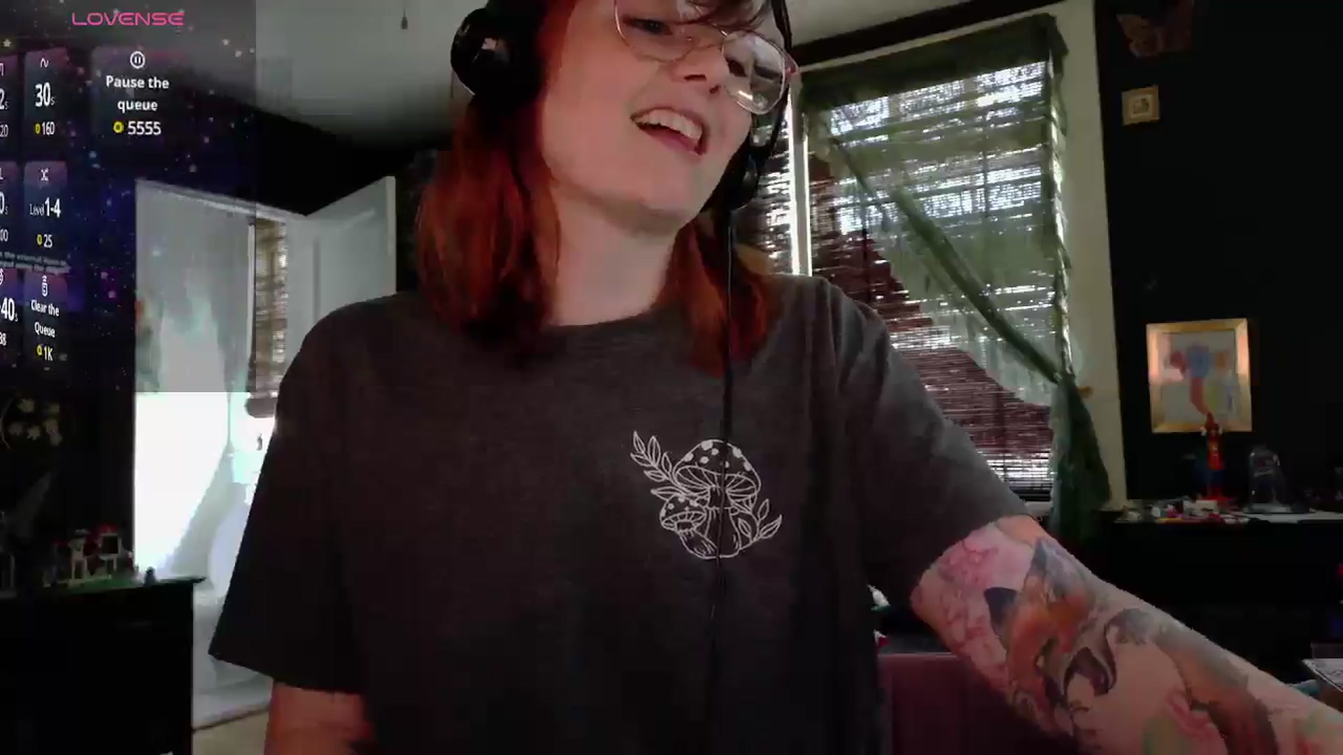 Gallery image thumbnail from AthenaRaee's myfreecams stream on, 04/20/2025, 18:12 image 14 of 20