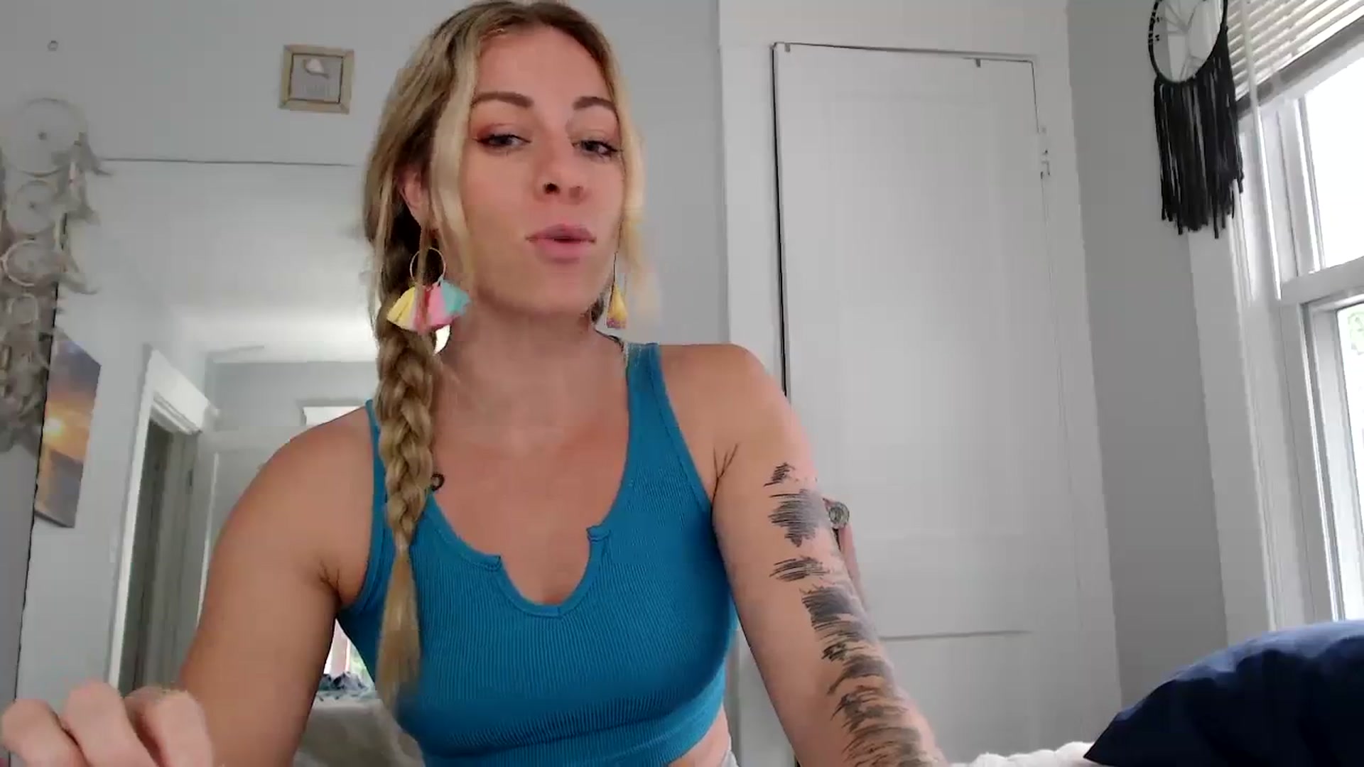 Gallery image thumbnail from AthenaSiren's myfreecams stream on, 09/12/2023, 14:32 image 3 of 20