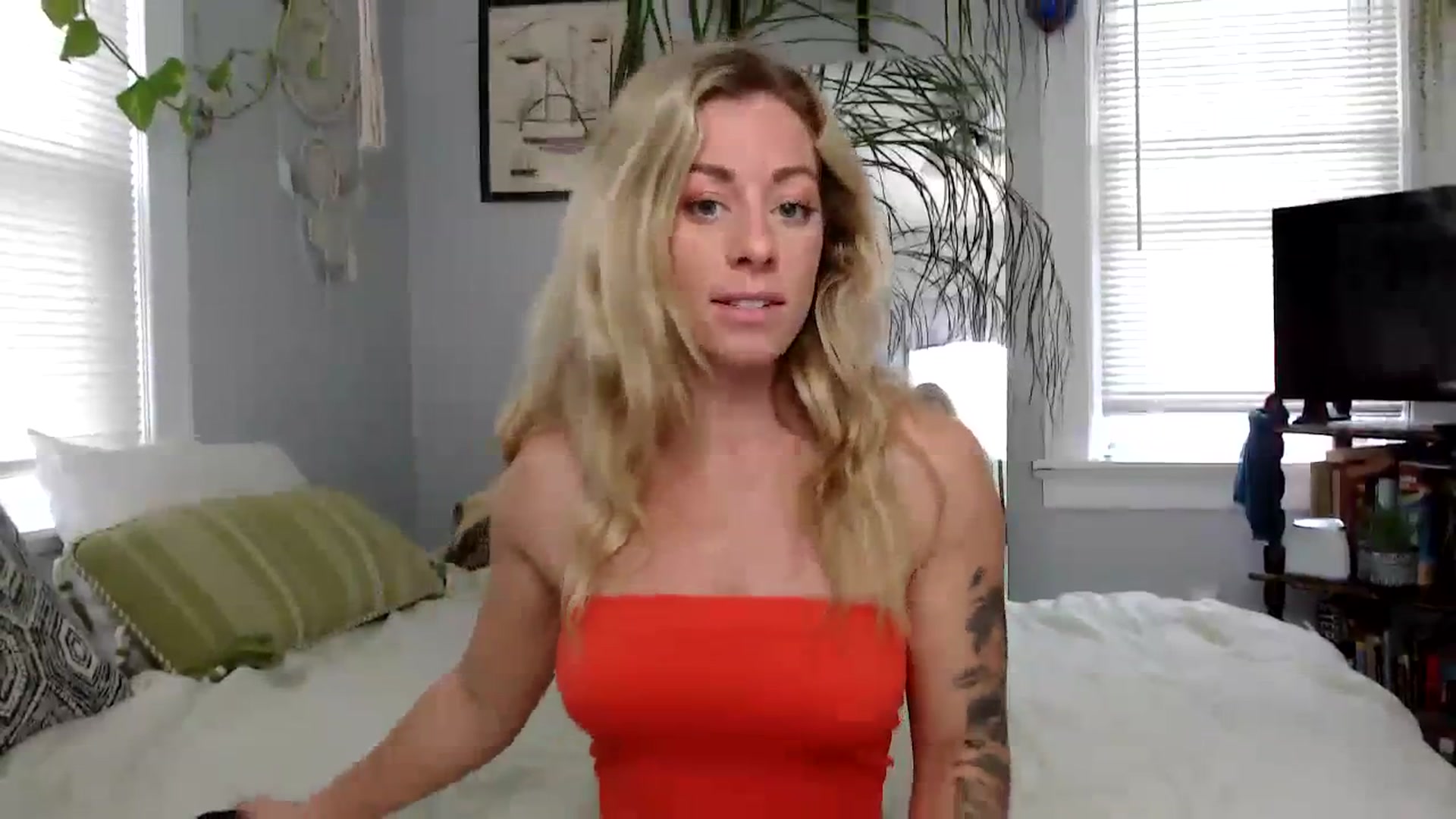 Gallery image thumbnail from AthenaSiren's myfreecams stream on, 09/18/2023, 13:20 image 2 of 20