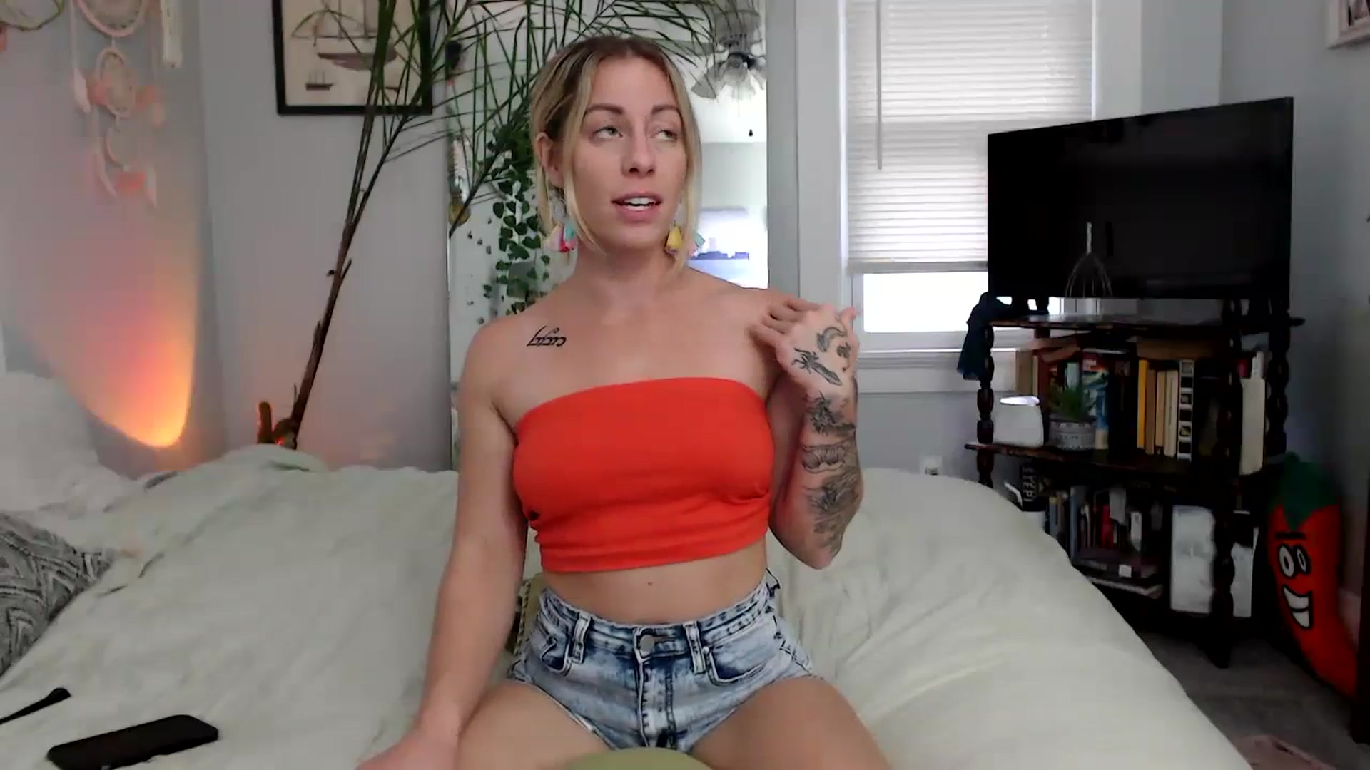 Gallery image thumbnail from AthenaSiren's myfreecams stream on, 09/27/2023, 22:33 image 11 of 20