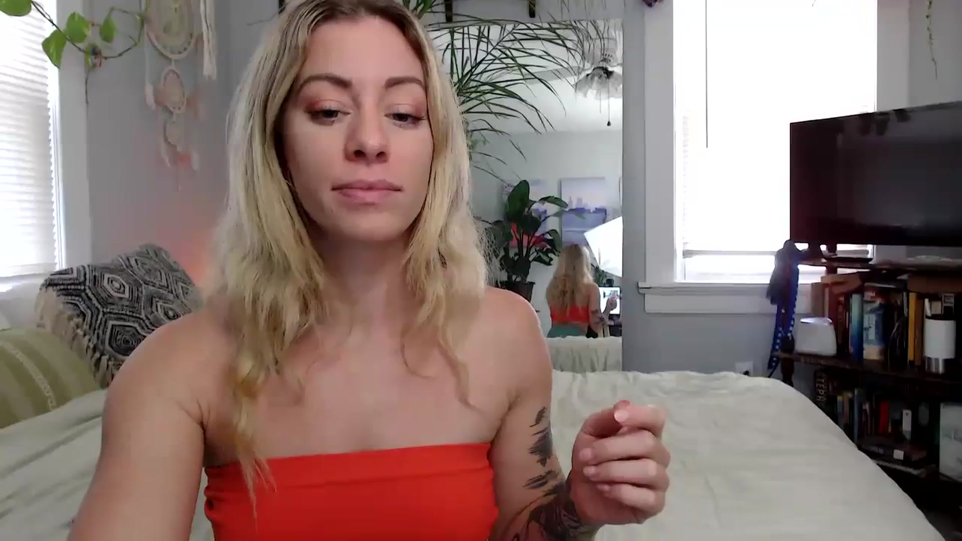 Gallery image thumbnail from AthenaSiren's myfreecams stream on, 10/09/2023, 16:03 image 2 of 20