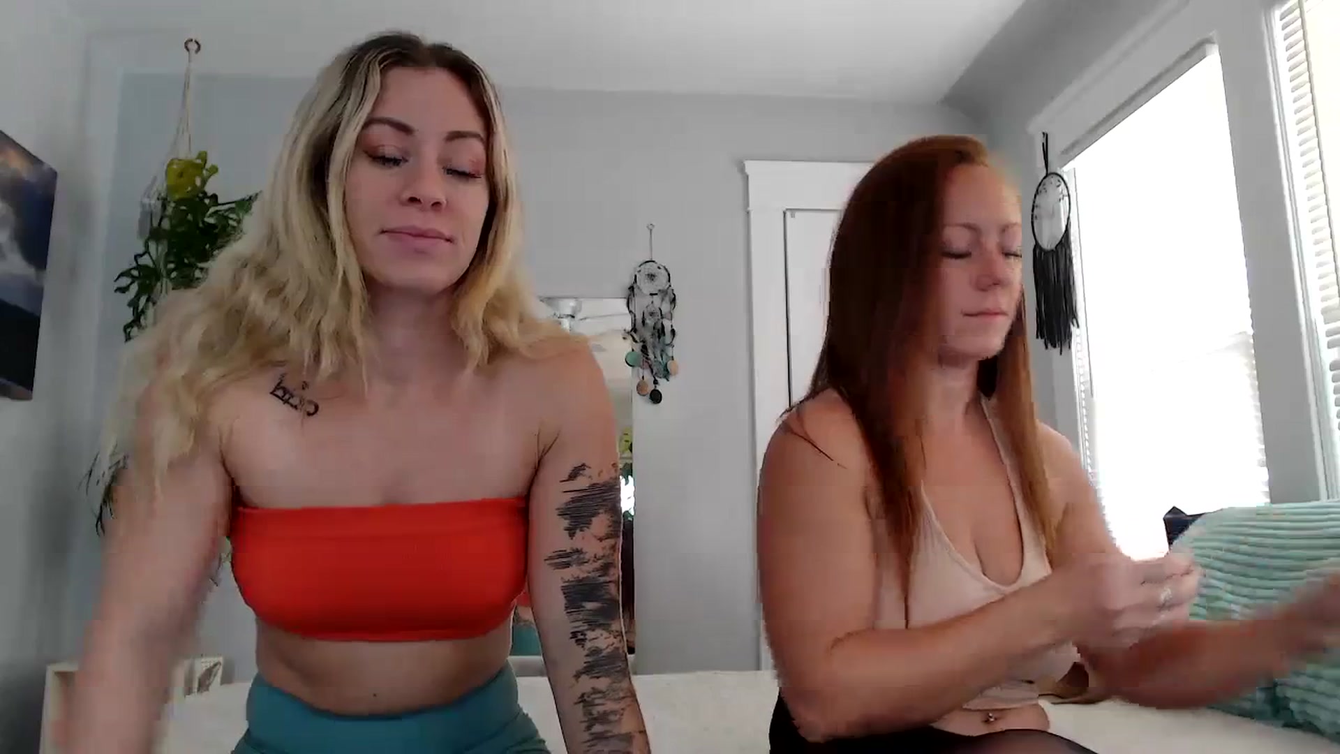 Gallery image thumbnail from AthenaSiren's myfreecams stream on, 10/09/2023, 16:03 image 5 of 20