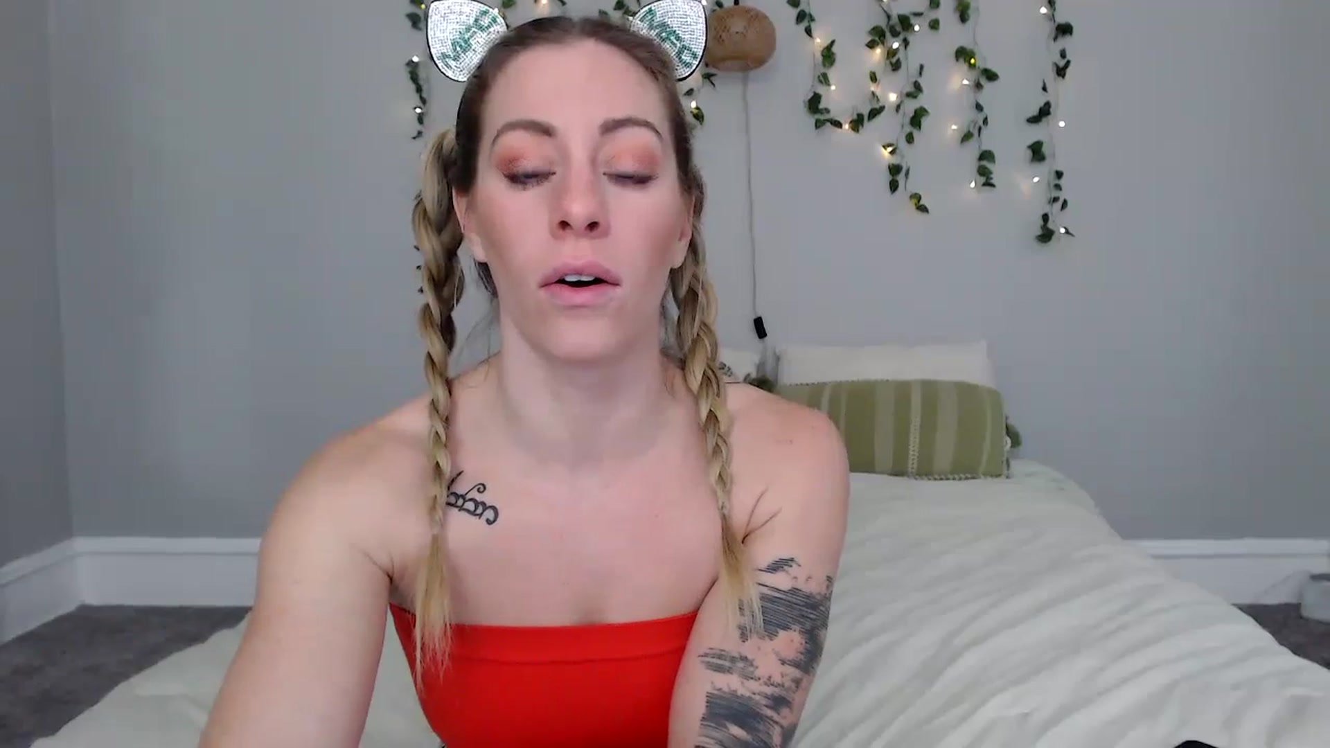 Gallery image thumbnail from AthenaSiren's myfreecams stream on, 01/09/2024, 16:26 image 9 of 20