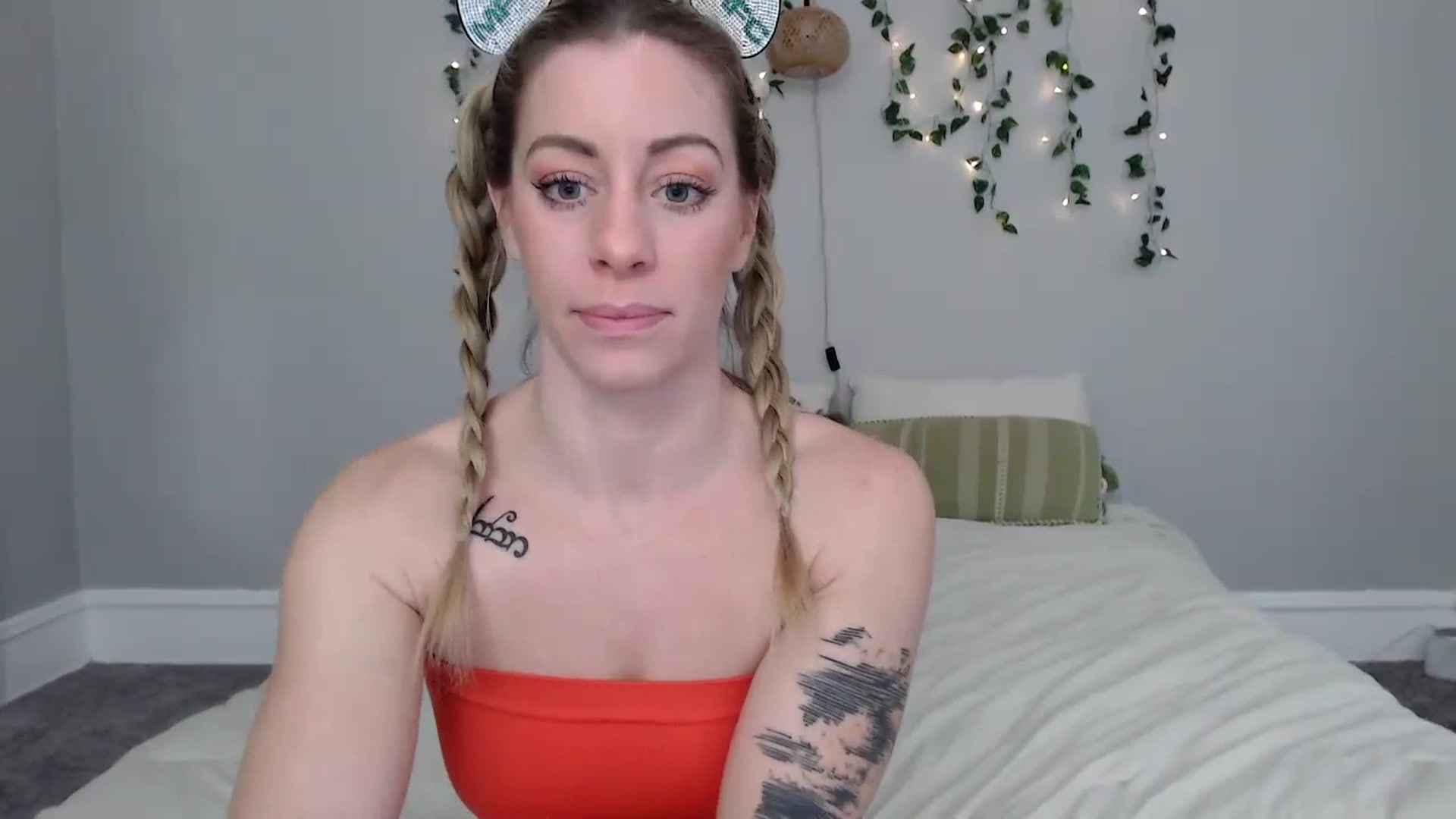 Gallery image thumbnail from AthenaSiren's myfreecams stream on, 01/09/2024, 16:26 image 7 of 20