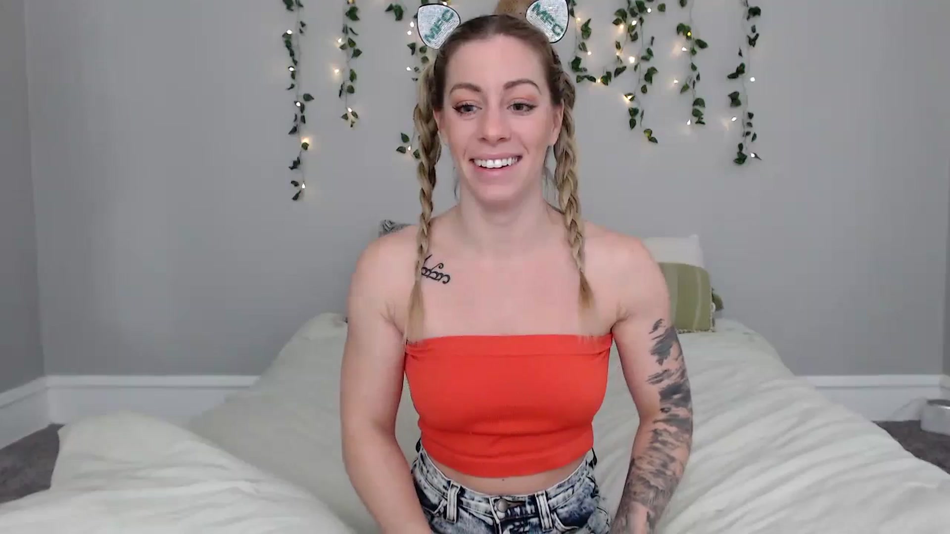 Gallery image thumbnail from AthenaSiren's myfreecams stream on, 01/09/2024, 16:26 image 4 of 20