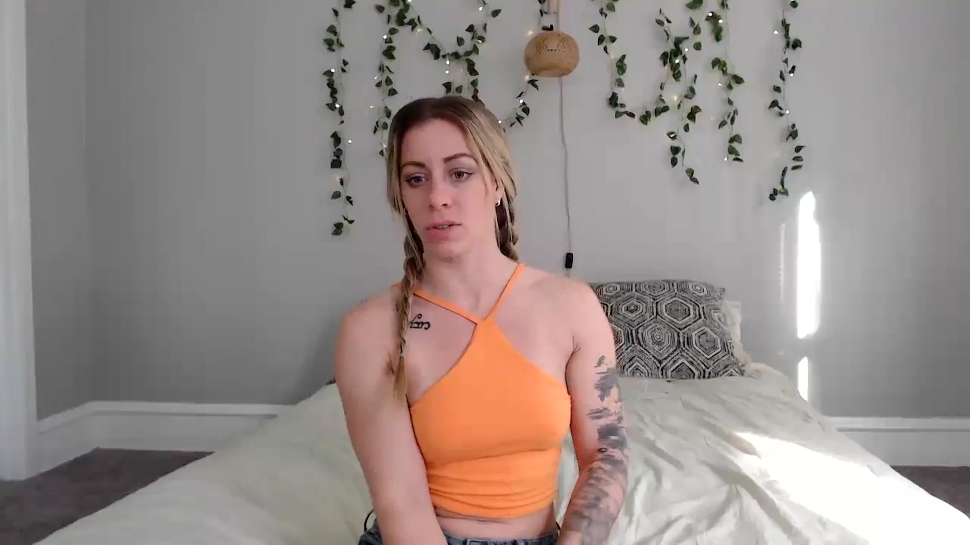 Gallery image thumbnail from AthenaSiren's myfreecams stream on, 02/12/2024, 16:01 image 18 of 20