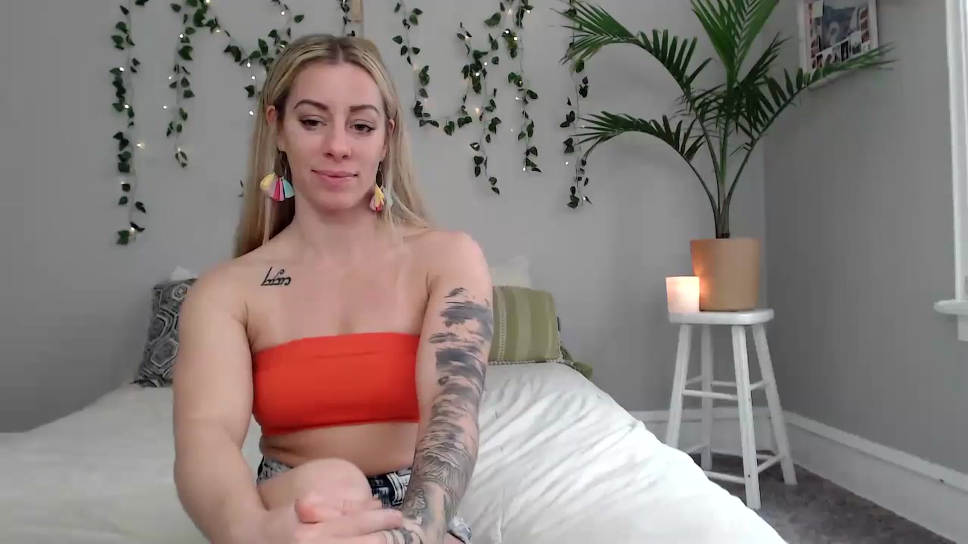 Gallery image thumbnail from AthenaSiren's myfreecams stream on, 03/22/2024, 15:15 image 12 of 20