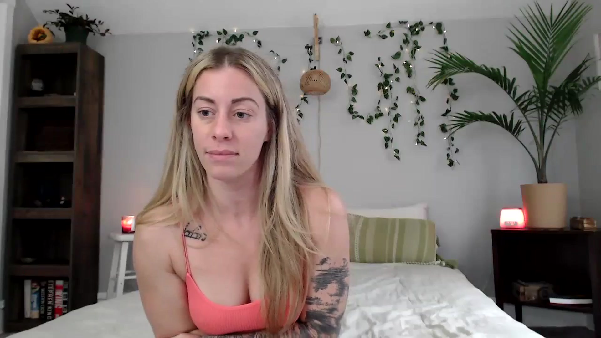 Gallery image thumbnail from AthenaSiren's myfreecams stream on, 04/12/2024, 15:34 image 20 of 20