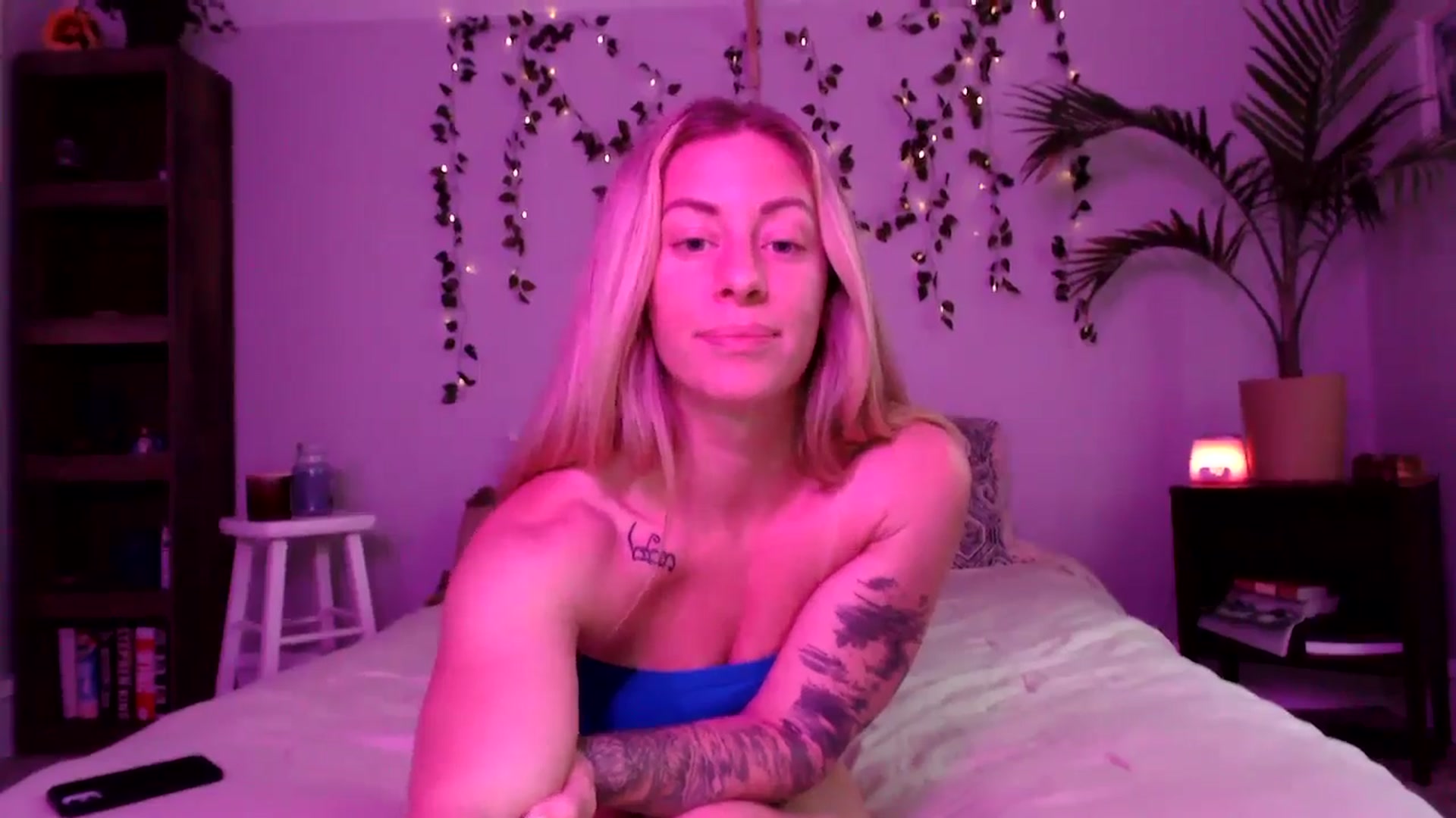 Gallery image thumbnail from AthenaSiren's myfreecams stream on, 05/16/2024, 24:14 image 4 of 20