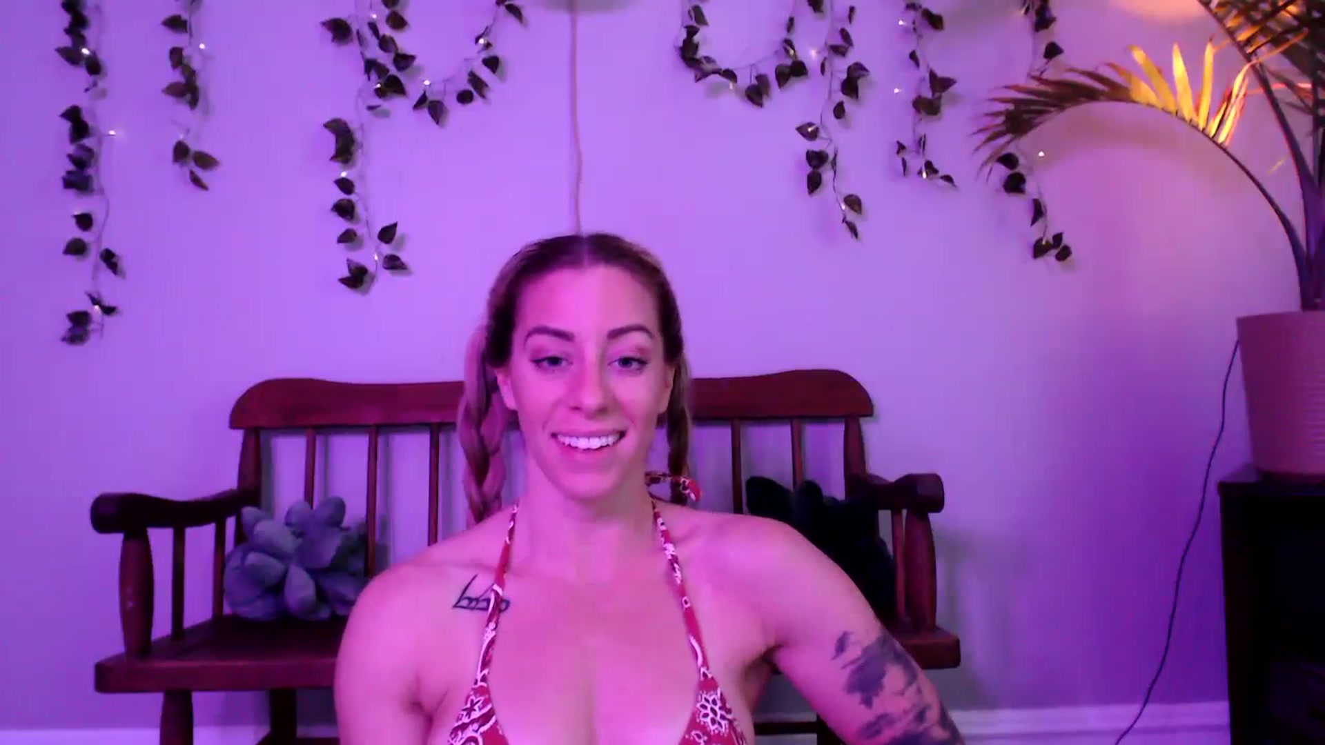 Gallery image thumbnail from AthenaSiren's myfreecams stream on, 06/01/2024, 23:28 image 18 of 20