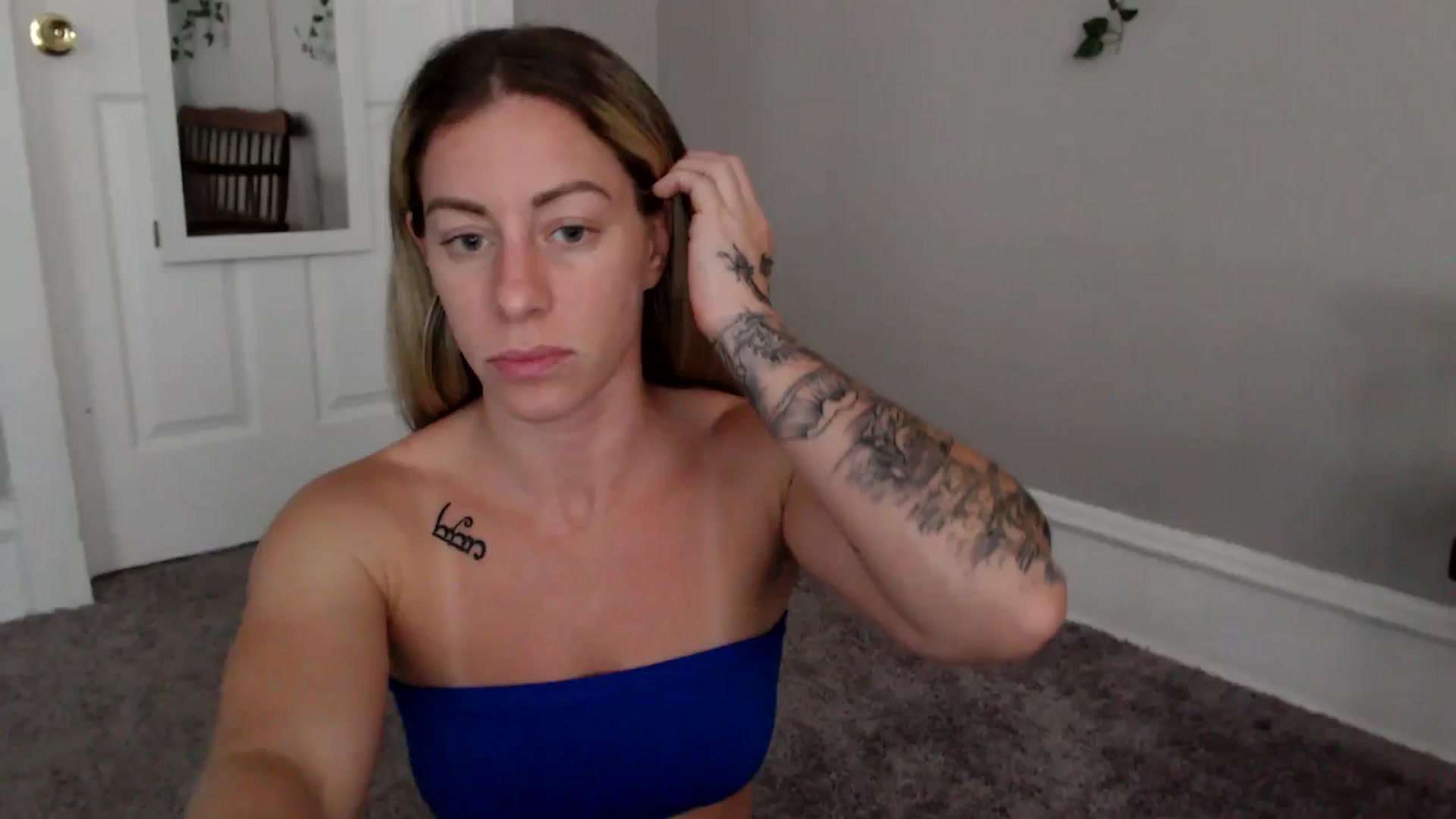 Gallery image thumbnail from AthenaSiren's myfreecams stream on, 06/14/2024, 21:09 image 20 of 20