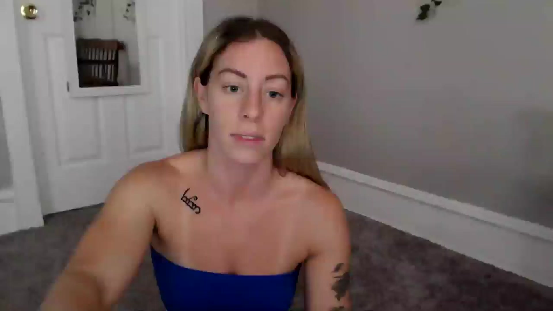 Gallery image thumbnail from AthenaSiren's myfreecams stream on, 06/14/2024, 21:09 image 15 of 20
