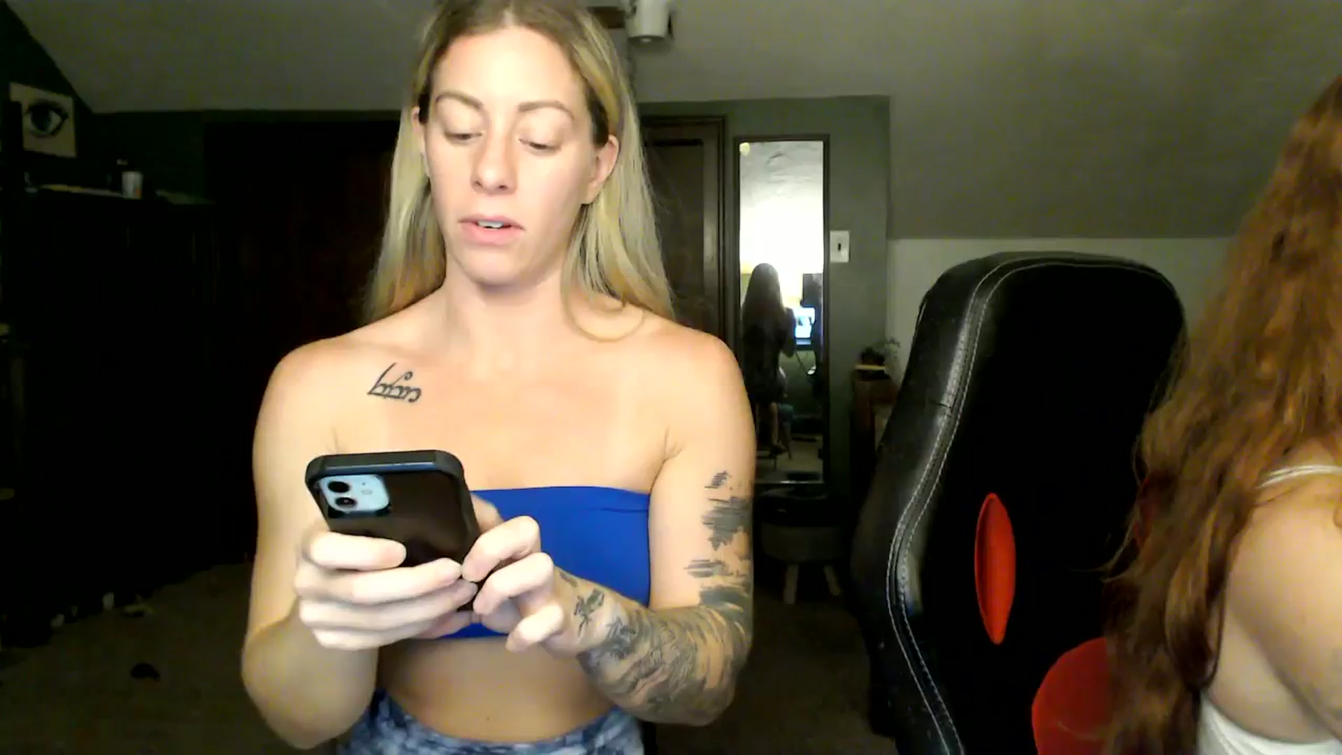 Gallery image thumbnail from AthenaSiren's myfreecams stream on, 06/15/2024, 01:46 image 15 of 20