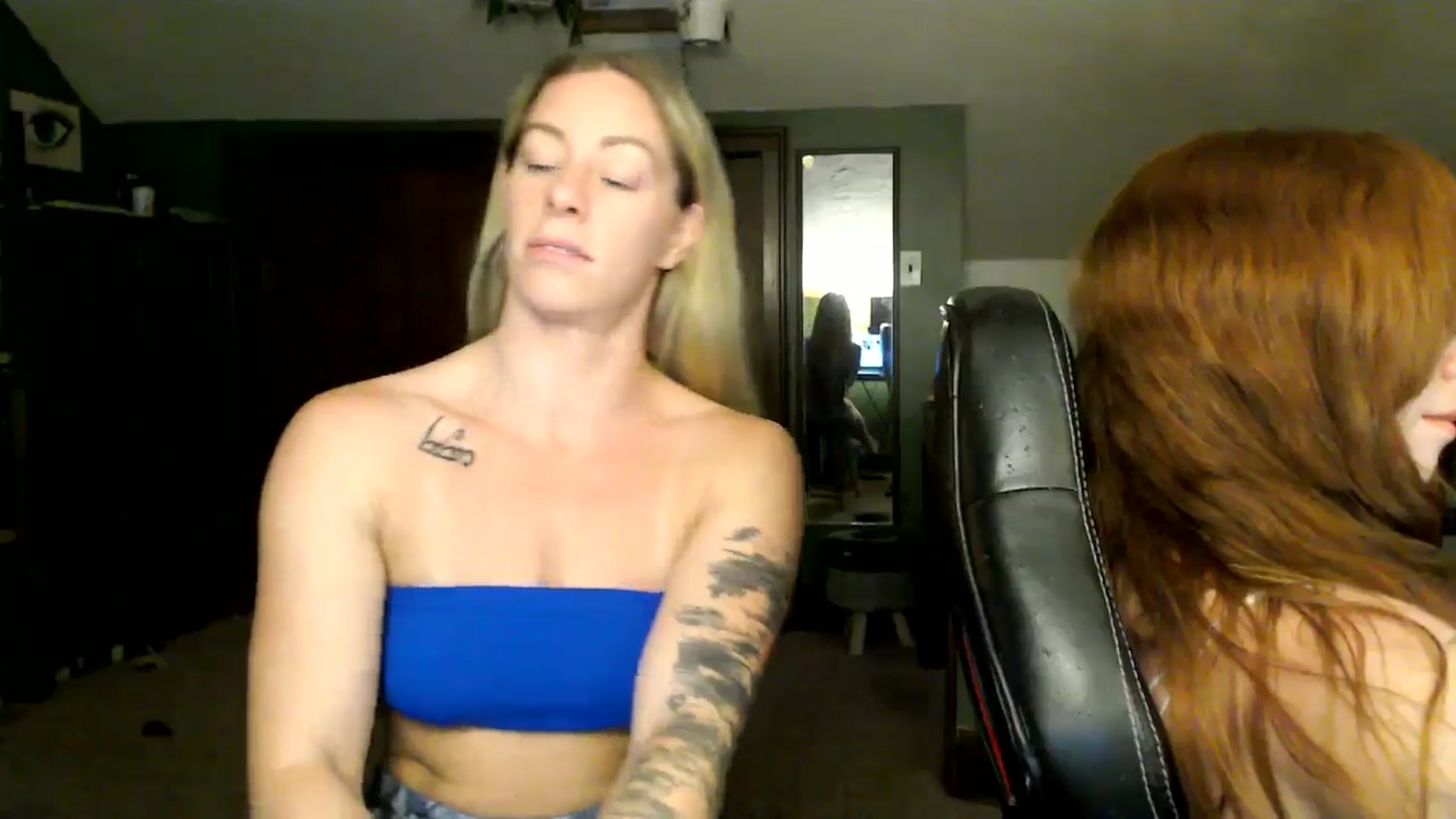 Gallery image thumbnail from AthenaSiren's myfreecams stream on, 06/15/2024, 01:46 image 2 of 20