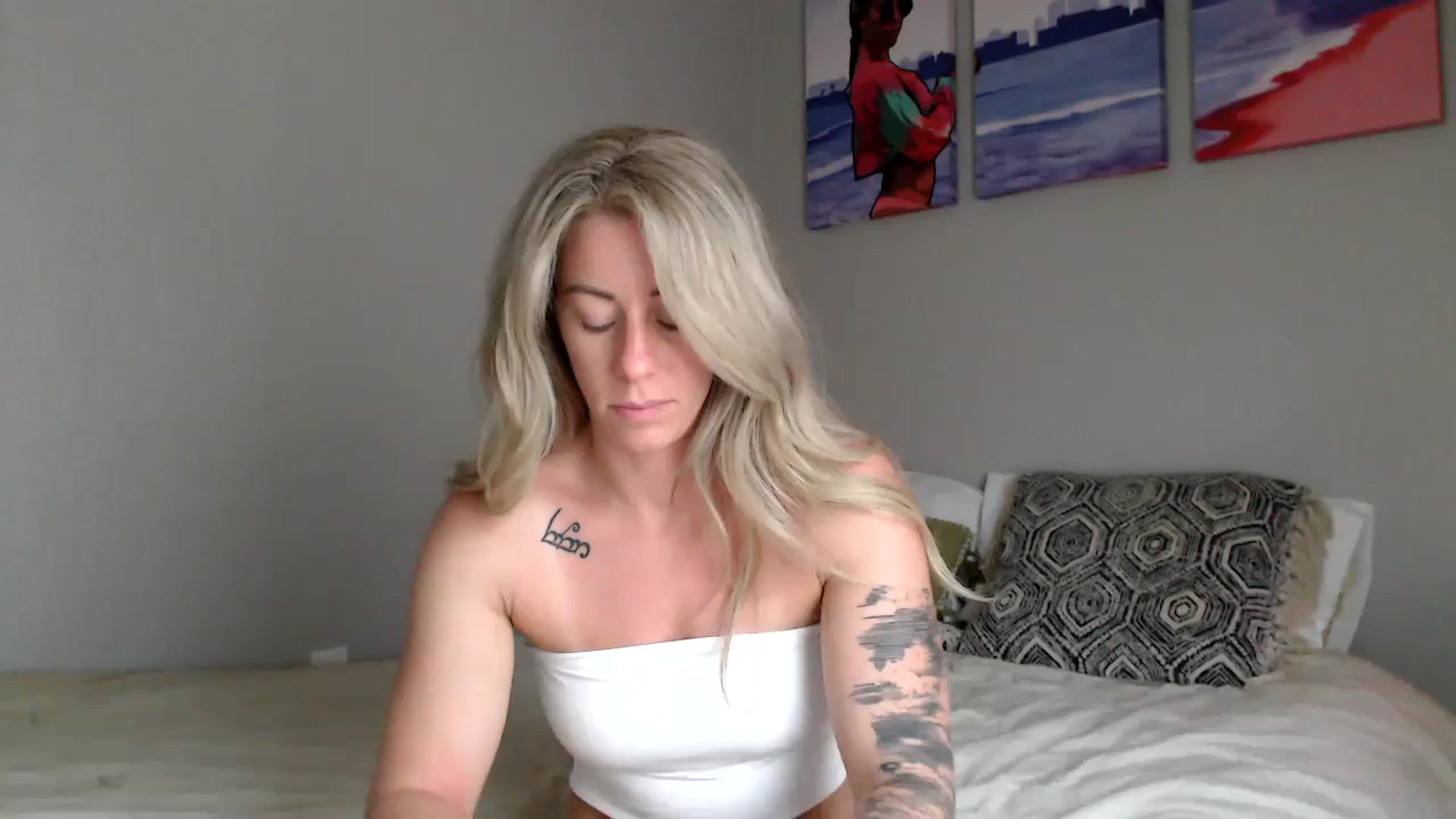 Gallery image thumbnail from AthenaSiren's myfreecams stream on, 06/21/2024, 22:03 image 12 of 20