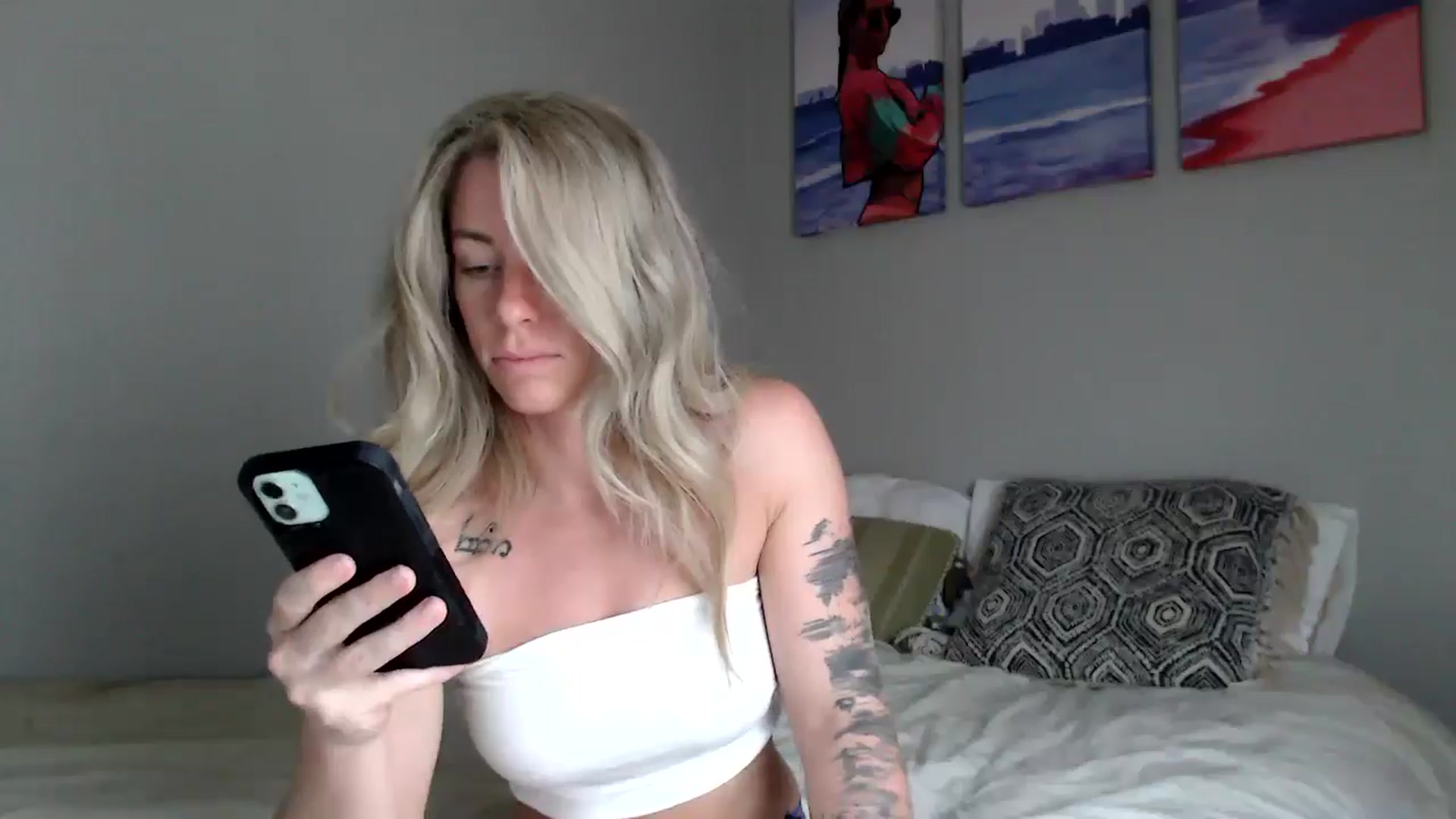 Gallery image thumbnail from AthenaSiren's myfreecams stream on, 06/21/2024, 22:28 image 12 of 20