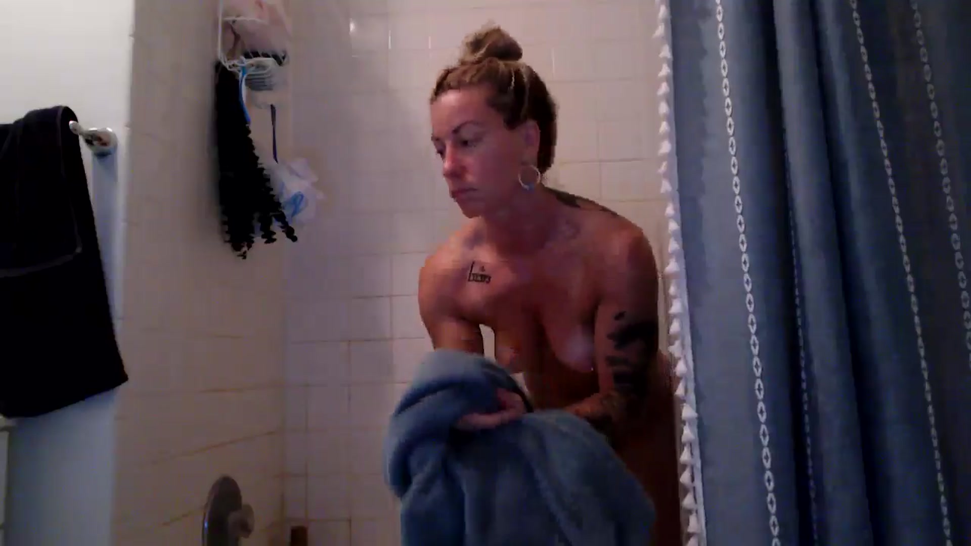 Gallery image thumbnail from AthenaSiren's myfreecams stream on, 07/26/2024, 23:22 image 18 of 20