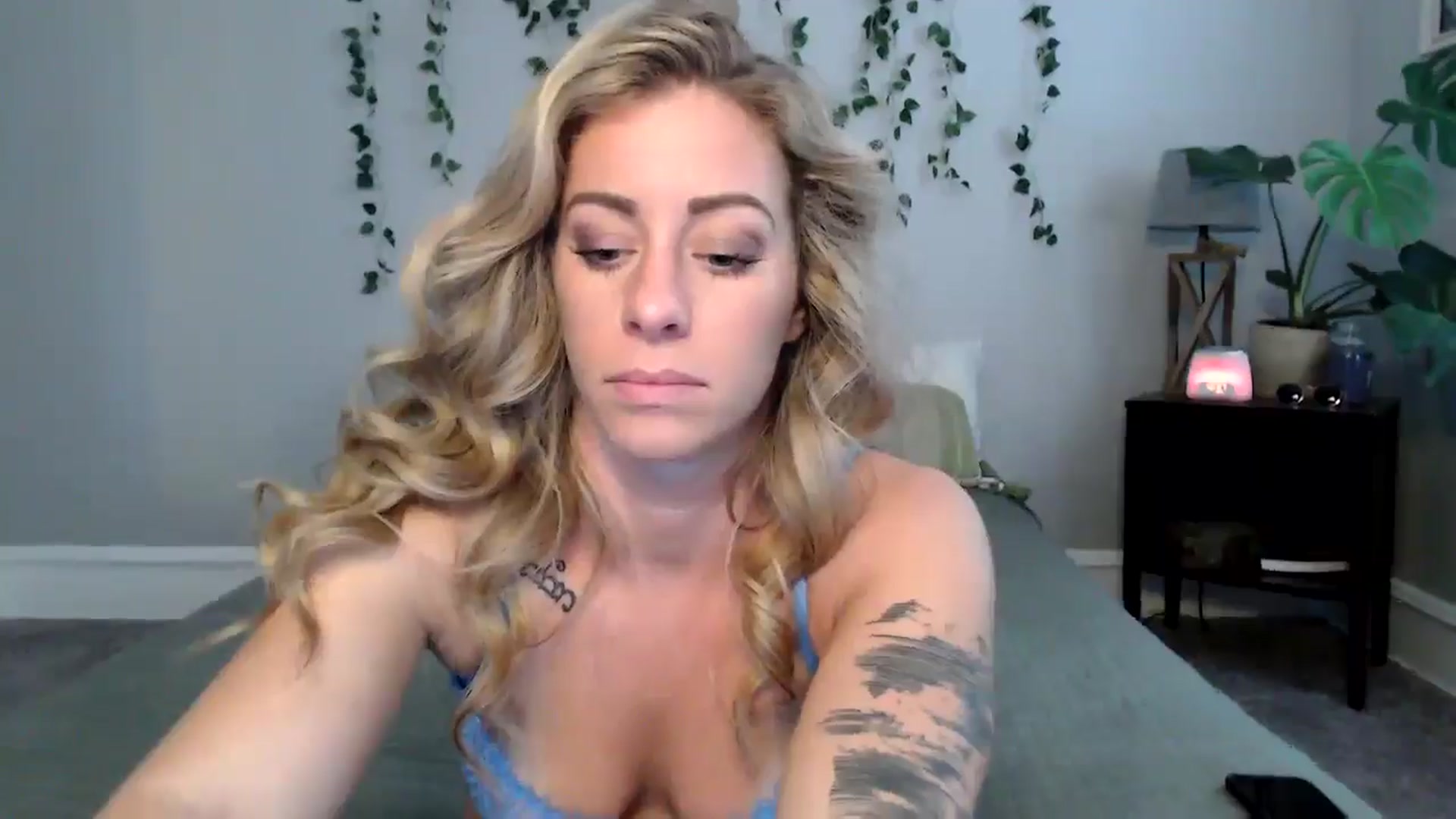 Gallery image thumbnail from AthenaSiren's myfreecams stream on, 08/11/2024, 22:35 image 20 of 20