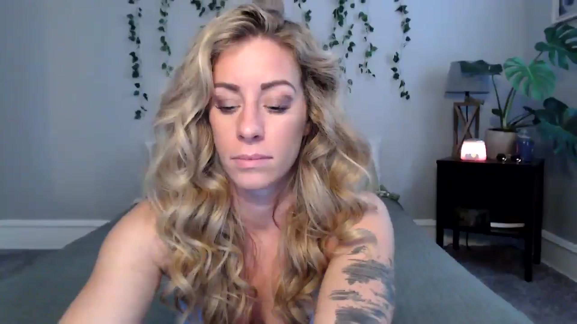 Gallery image thumbnail from AthenaSiren's myfreecams stream on, 08/11/2024, 23:58 image 4 of 20