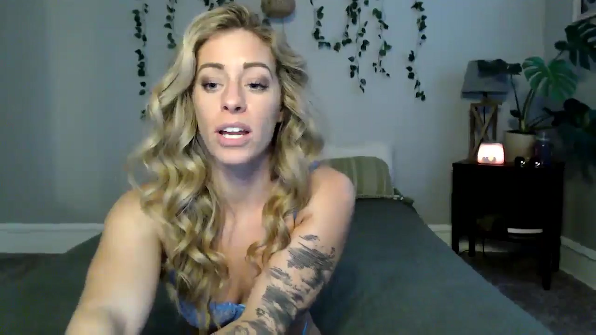 Gallery image thumbnail from AthenaSiren's myfreecams stream on, 08/11/2024, 23:58 image 12 of 20
