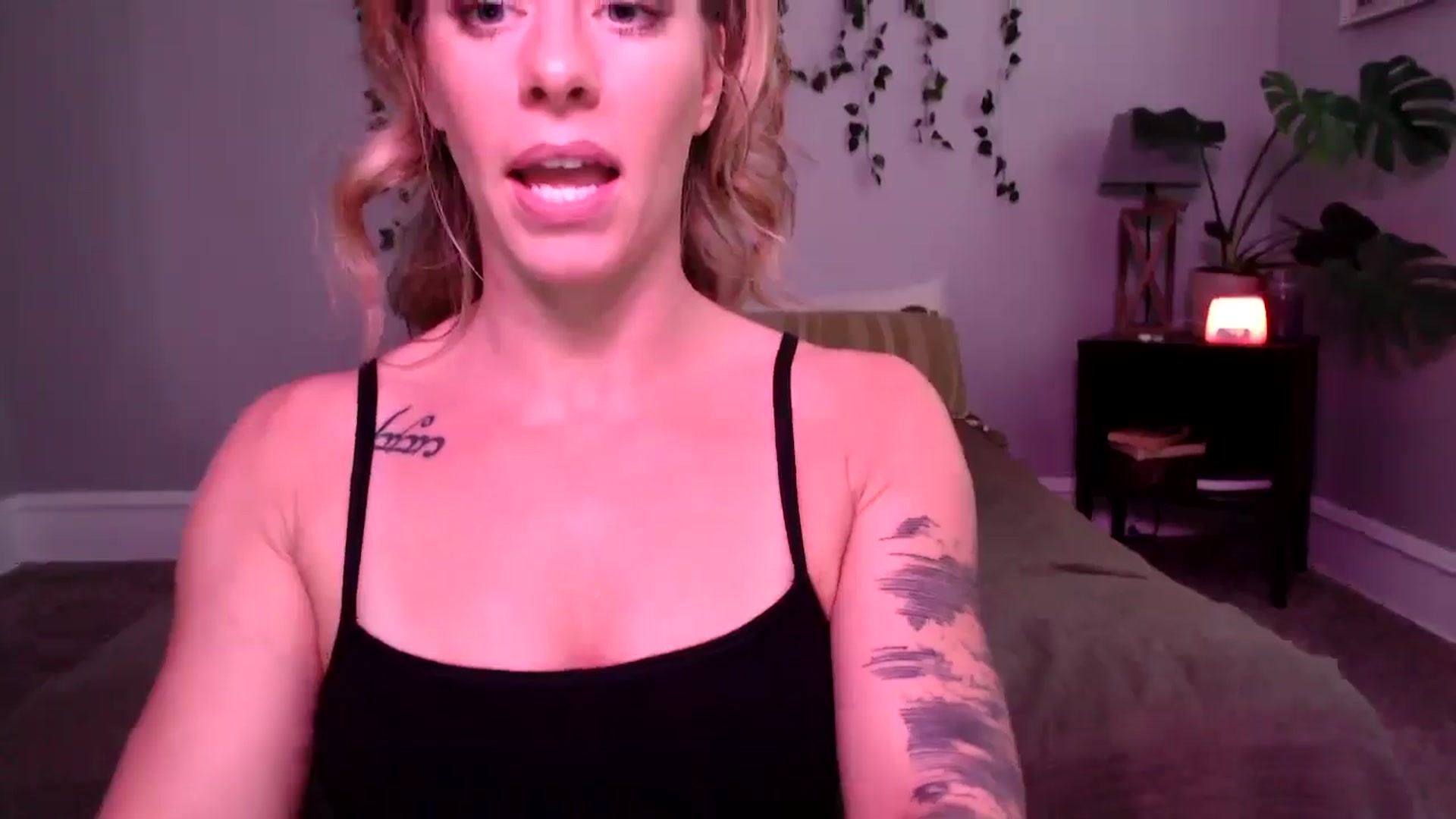 Gallery image thumbnail from AthenaSiren's myfreecams stream on, 08/26/2024, 22:52 image 3 of 20